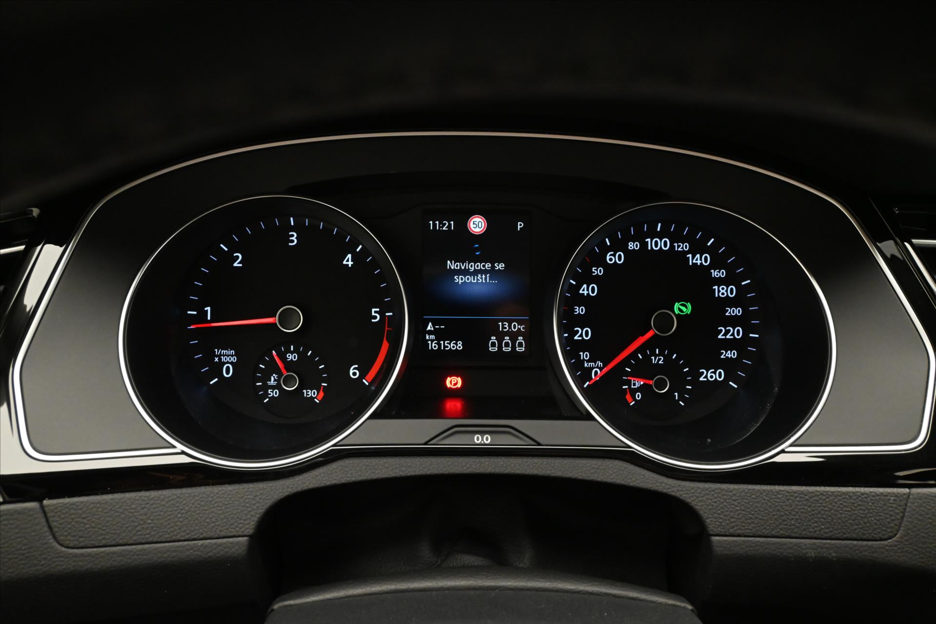 Hlavní fotografie vozu Volkswagen Passat 2,0 TDI 147kW DSG 4x4 Business Záruka až 5 let (14)
