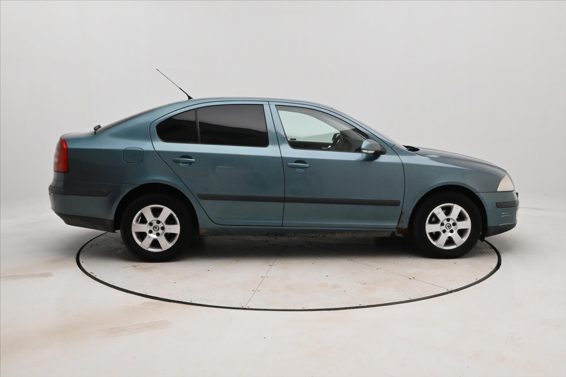 Hlavní fotografie vozu Škoda Octavia 1,9 TDI 77kW STK do 3/2028 (4)