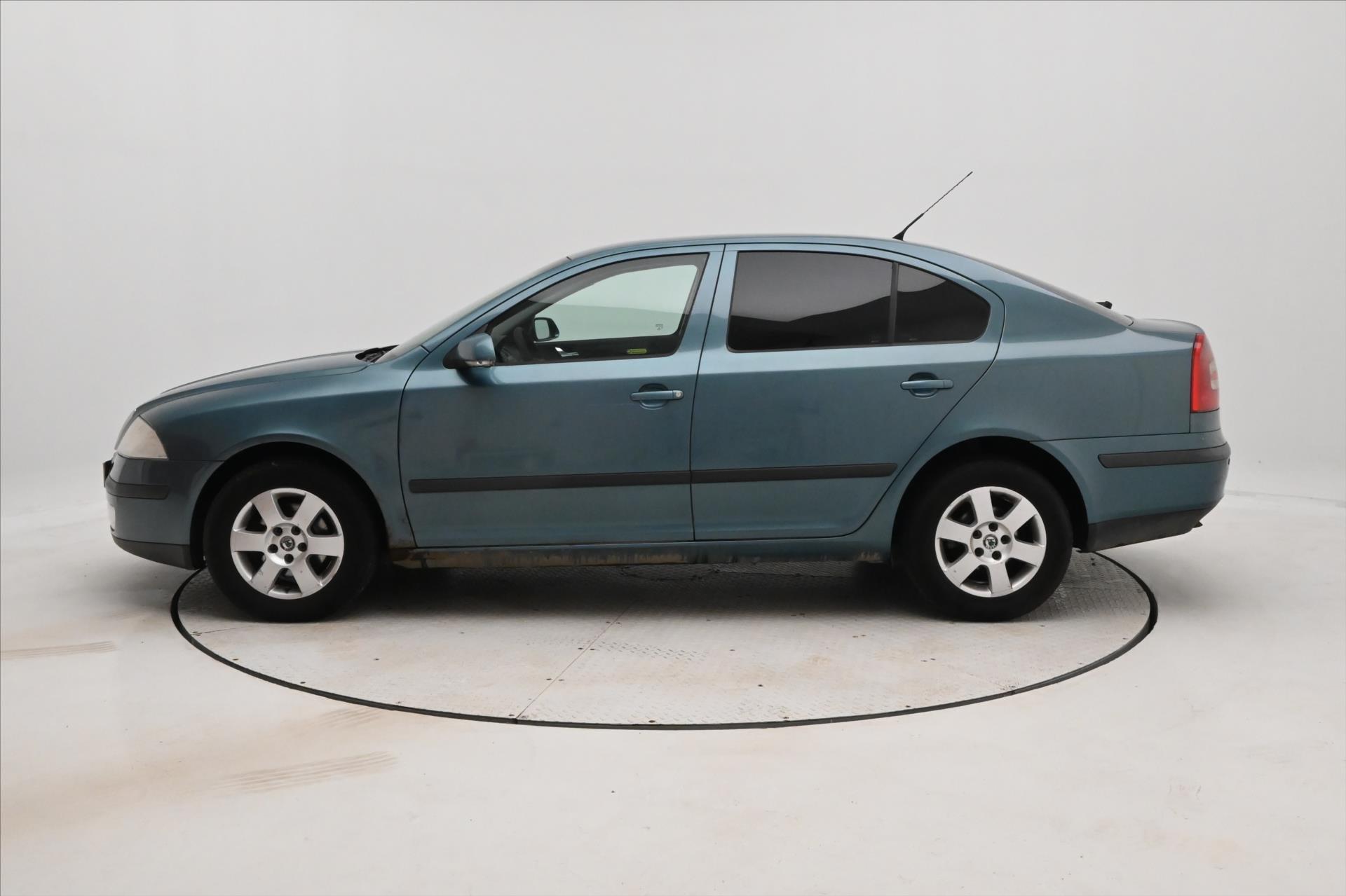 Hlavní fotografie vozu Škoda Octavia 1,9 TDI 77kW STK do 3/2028 (8)