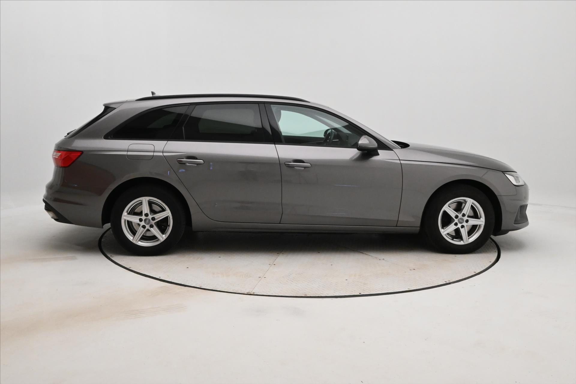 Hlavní fotografie vozu Audi A4 2,0 TDI 120kW Mild Hybrid Záruka až 5 let (4)