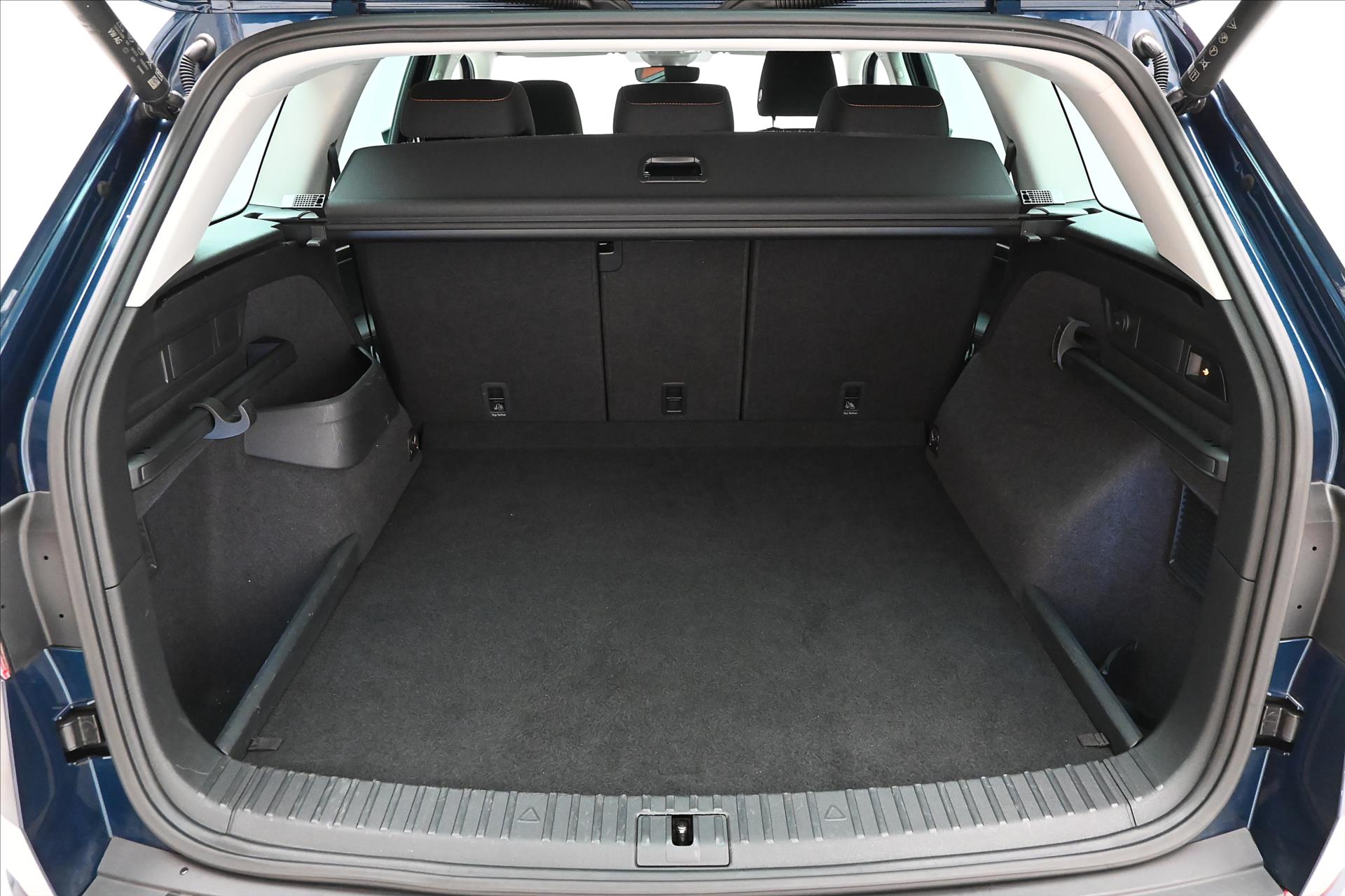 Hlavní fotografie vozu Škoda Kodiaq 2,0 TDI 110kW DSG Ambition Záruka až 5 let (9)