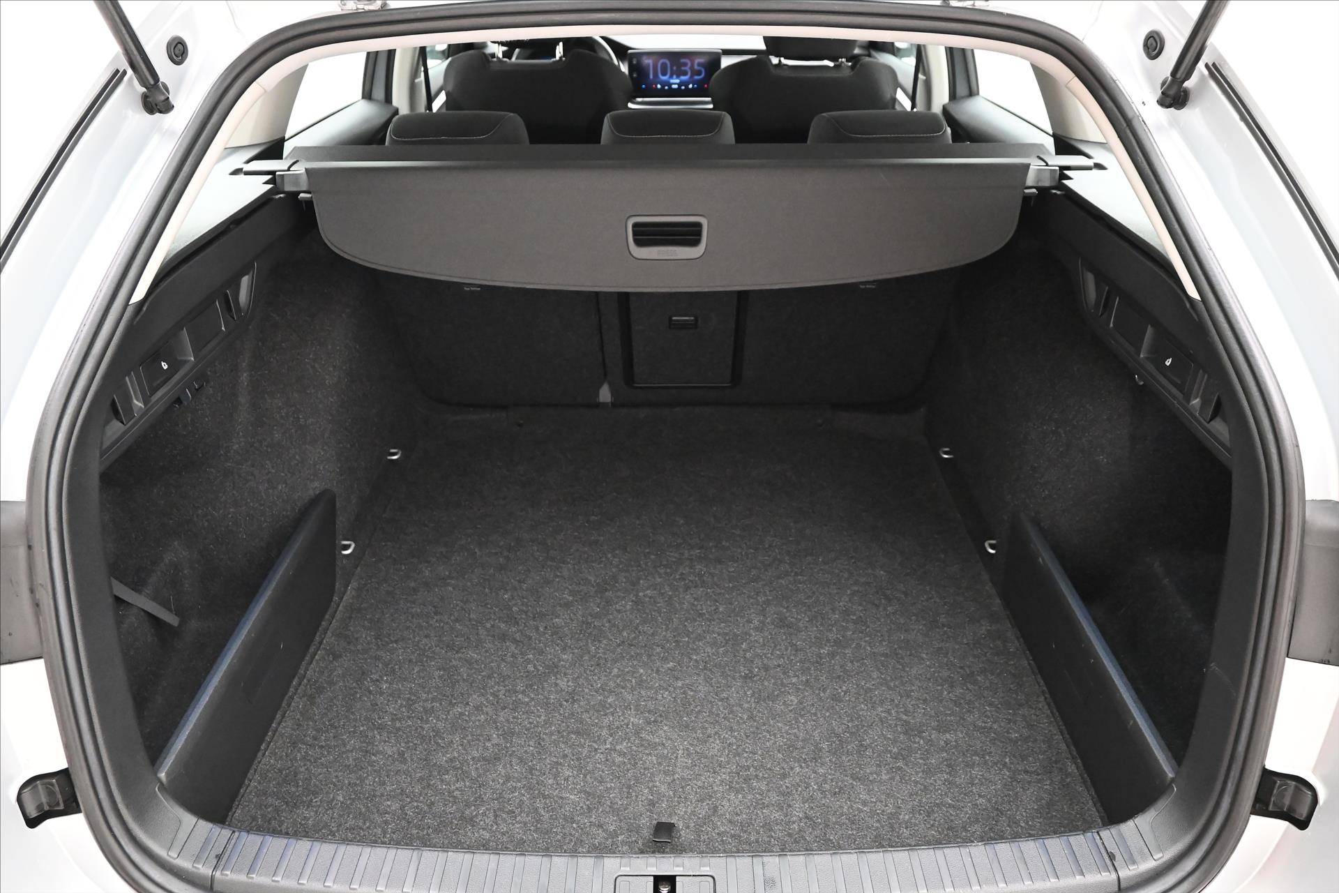 Hlavní fotografie vozu Škoda Octavia 2,0 TDI 110 kW DSG STYLE Záruka až 5 let (10)