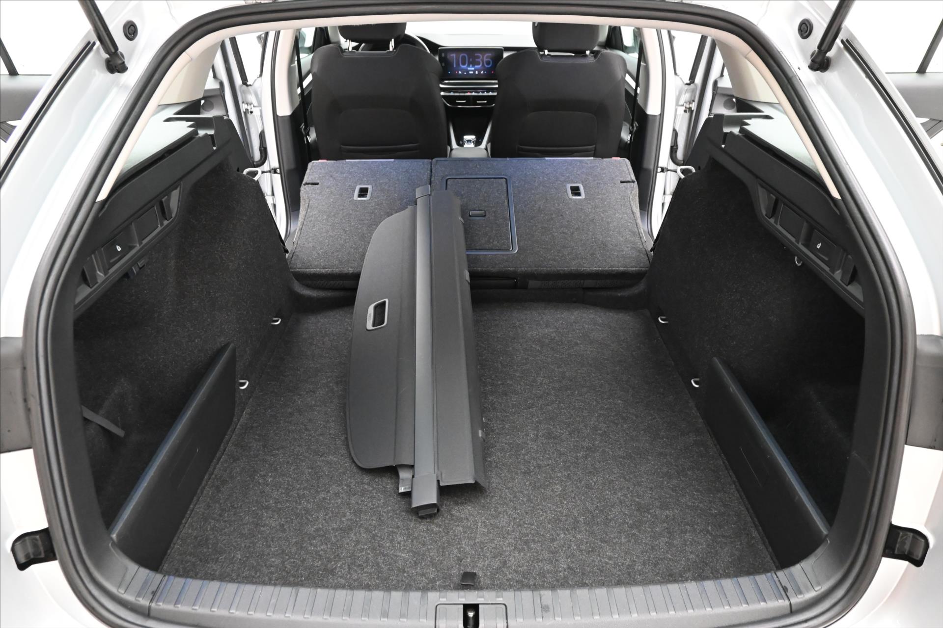 Hlavní fotografie vozu Škoda Octavia 2,0 TDI 110 kW DSG STYLE Záruka až 5 let (11)