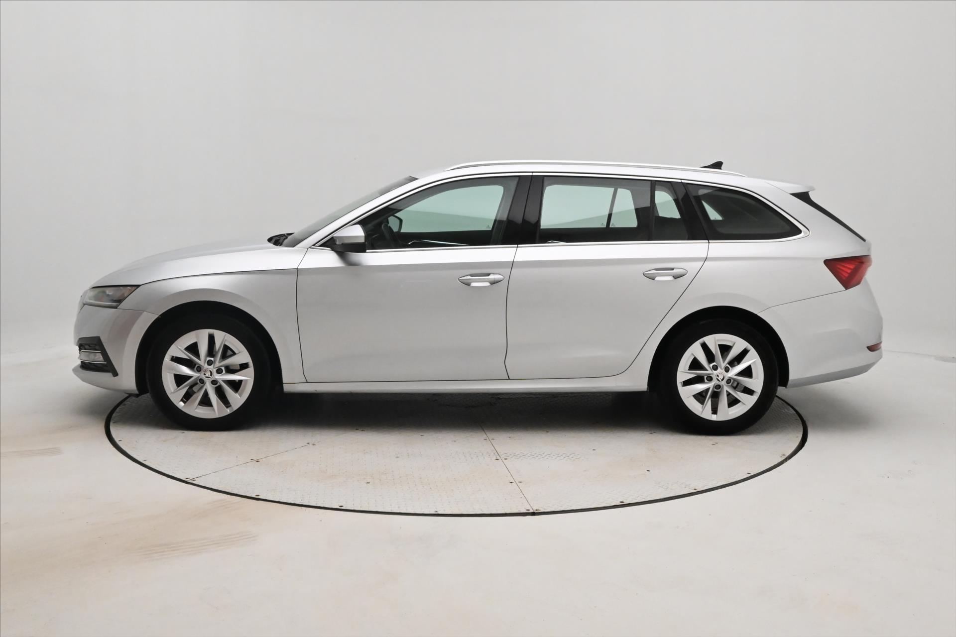 Hlavní fotografie vozu Škoda Octavia 2,0 TDI 110 kW DSG STYLE Záruka až 5 let (8)