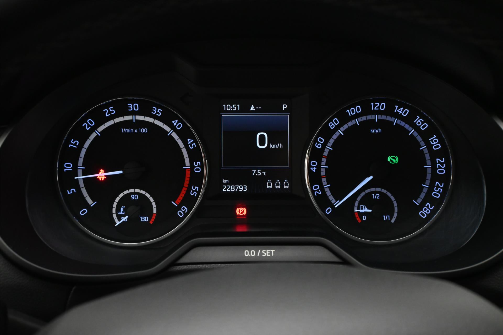 Hlavní fotografie vozu Škoda Octavia 2,0 TDI 135kW RS Záruka až 5 let (17)