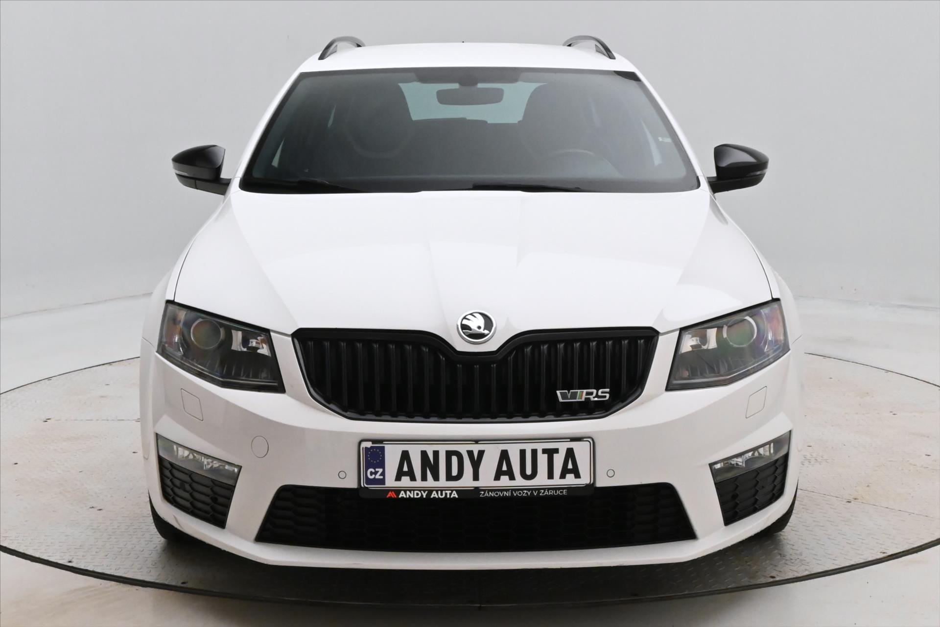 Hlavní fotografie vozu Škoda Octavia 2,0 TDI 135kW RS Záruka až 5 let (3)