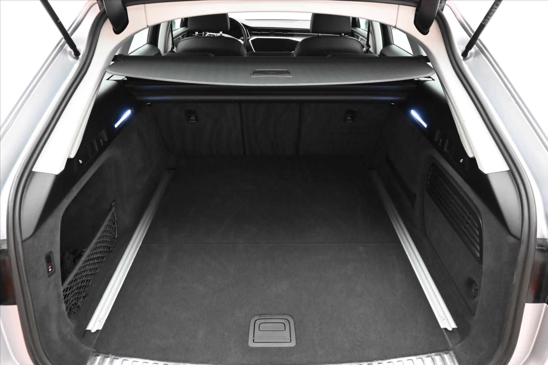 Hlavní fotografie vozu Audi A6 2,0 TDI 150 kW QUATTRO AT7 Záruka až 5 let (10)