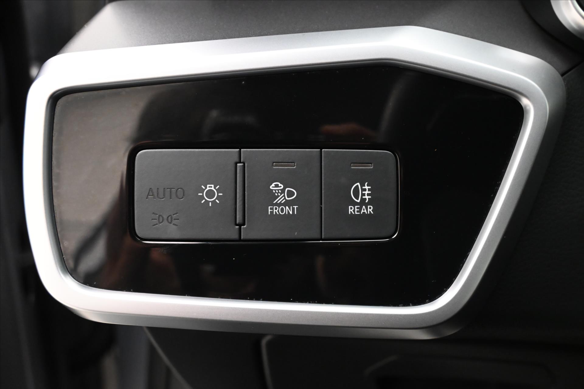 Hlavní fotografie vozu Audi A6 2,0 TDI 150 kW QUATTRO AT7 Záruka až 5 let (26)