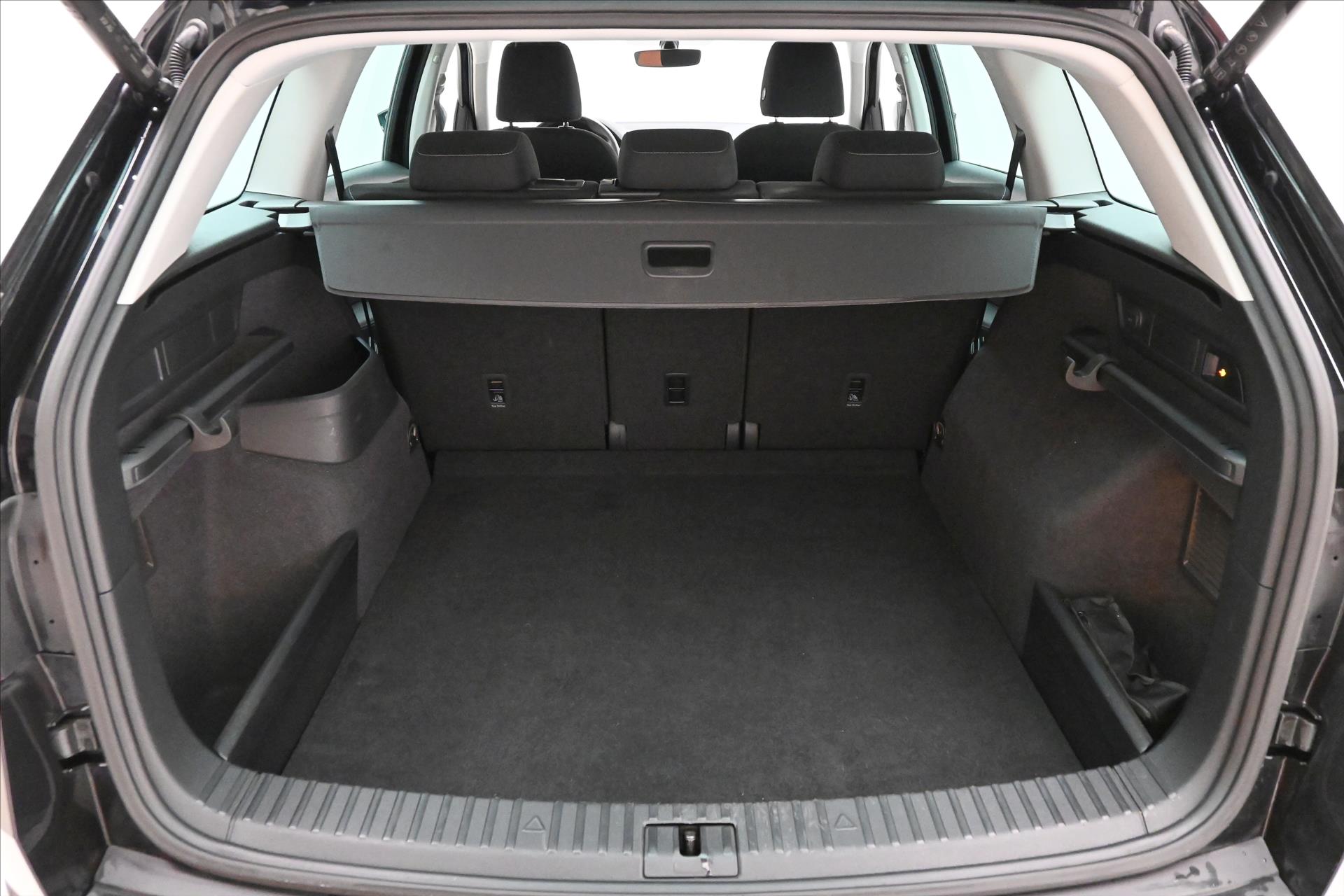 Hlavní fotografie vozu Škoda Kodiaq 2,0 TDI 110 kW DSG TAŽNÉ Záruka až 5 let (10)