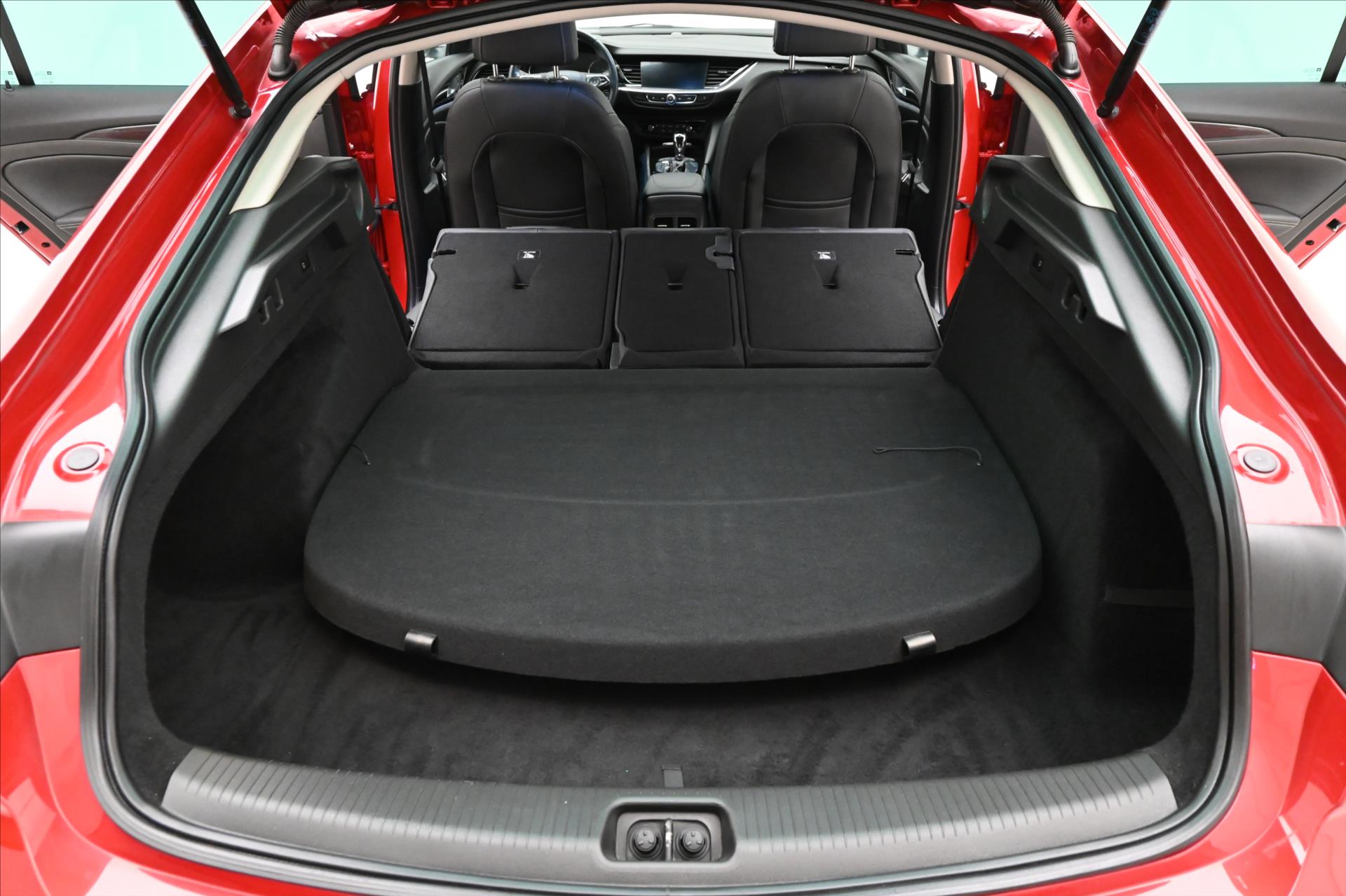 Hlavní fotografie vozu Opel Insignia 1,5 CDTI 90kW AT Záruka až 5 let (11)