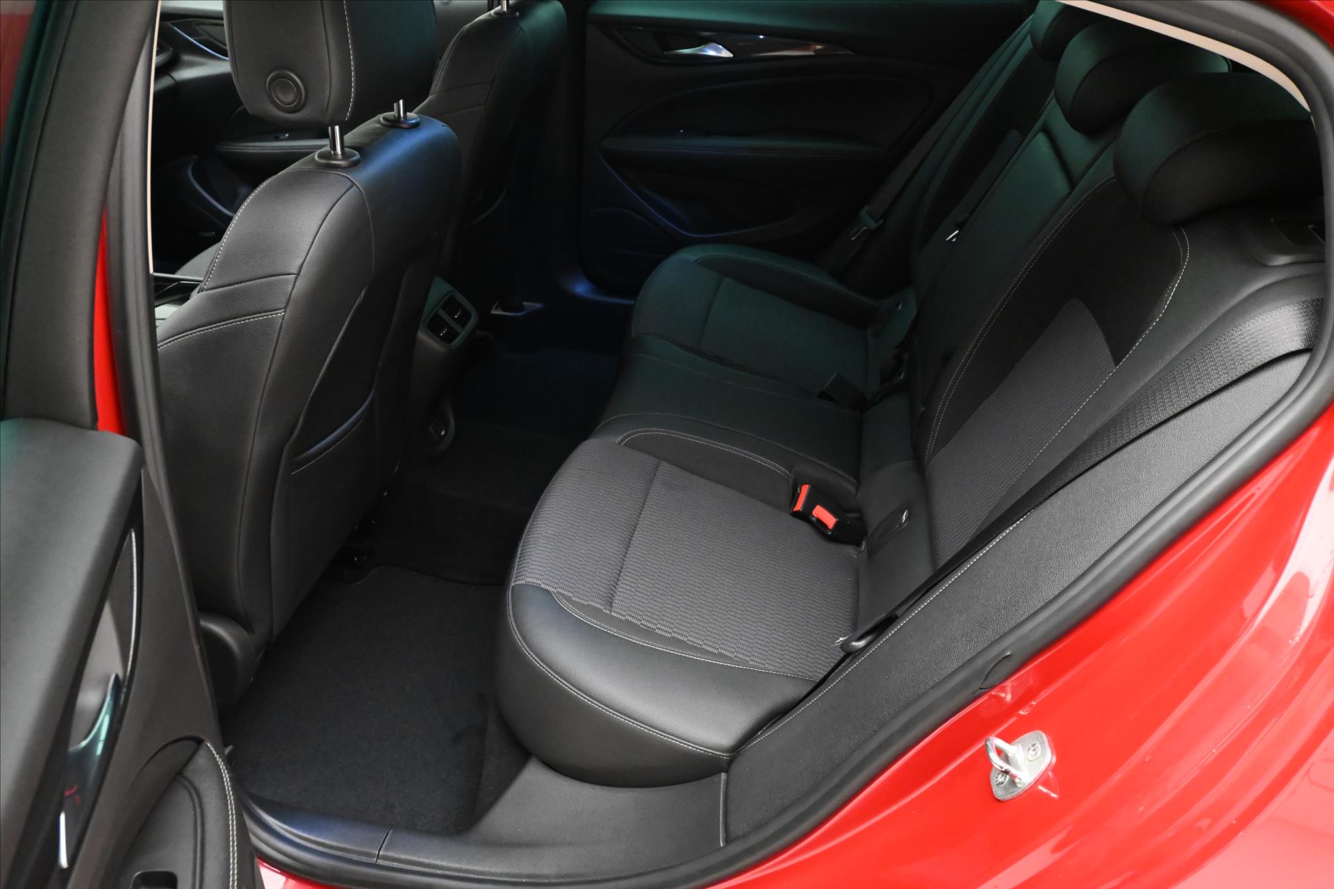 Hlavní fotografie vozu Opel Insignia 1,5 CDTI 90kW AT Záruka až 5 let (14)