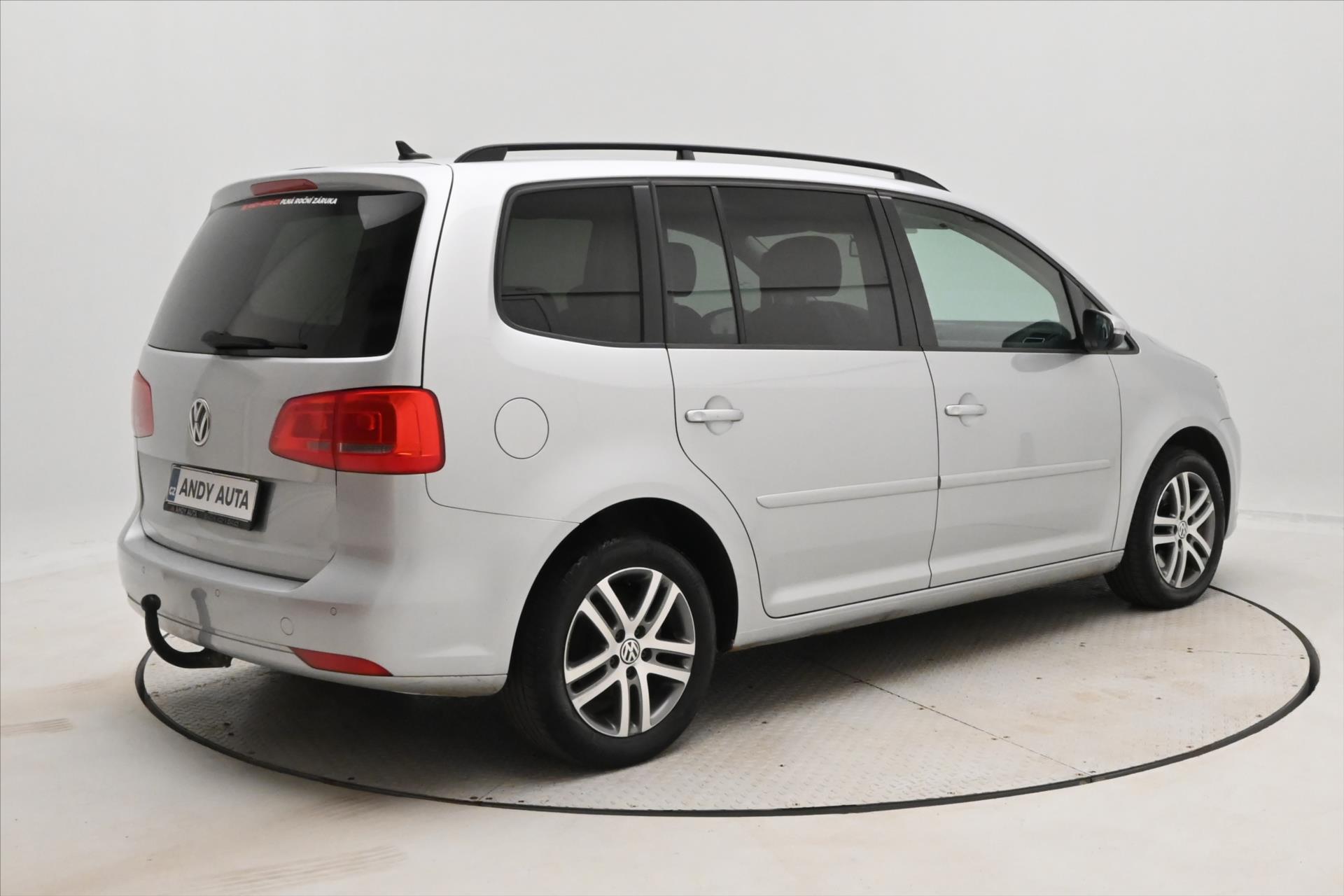 Hlavní fotografie vozu Volkswagen Touran 2,0 TDI 103 kW DSG Comfortline Záruka (6)