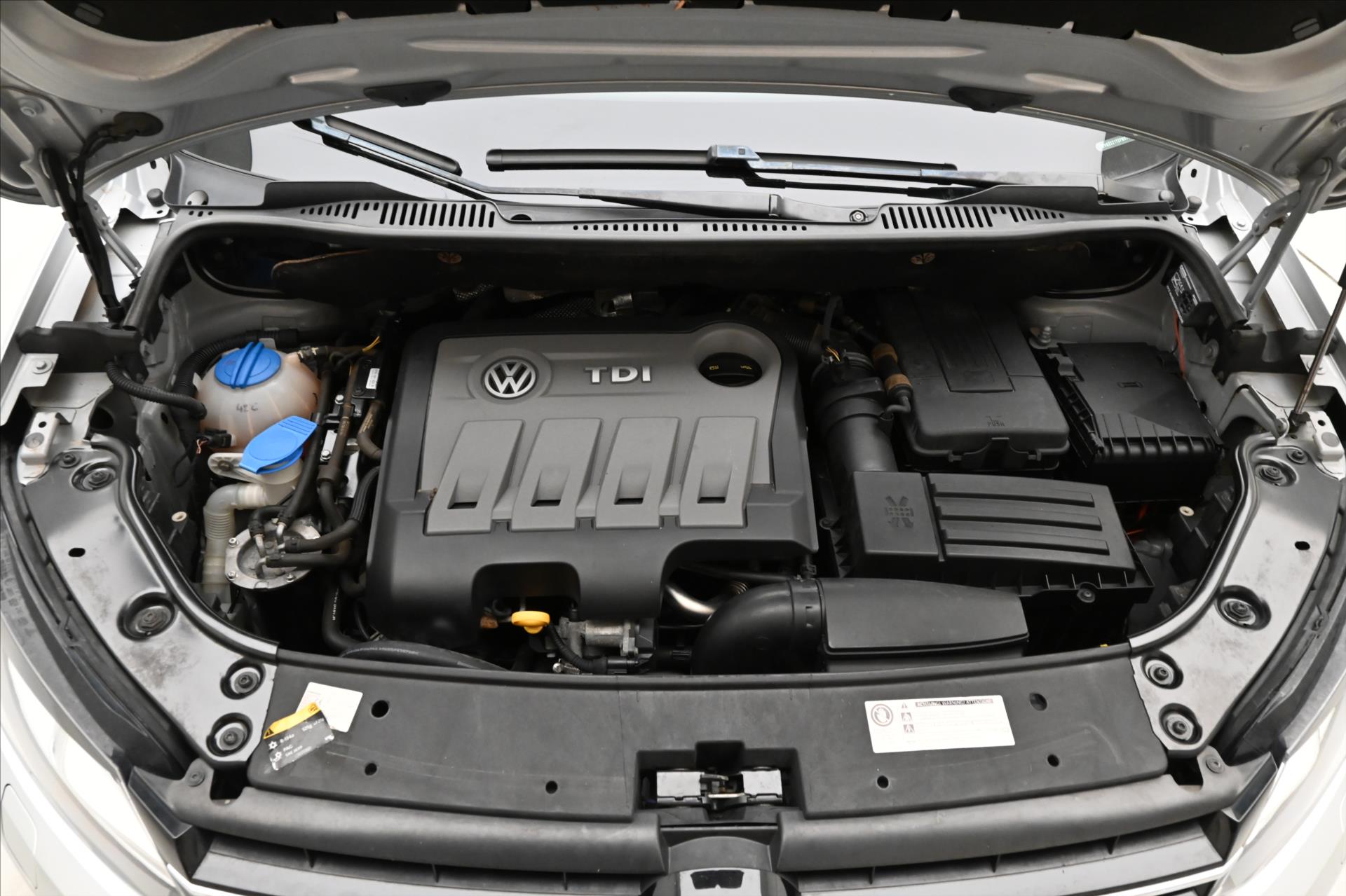 Hlavní fotografie vozu Volkswagen Touran 2,0 TDI 103 kW DSG Comfortline Záruka (10)