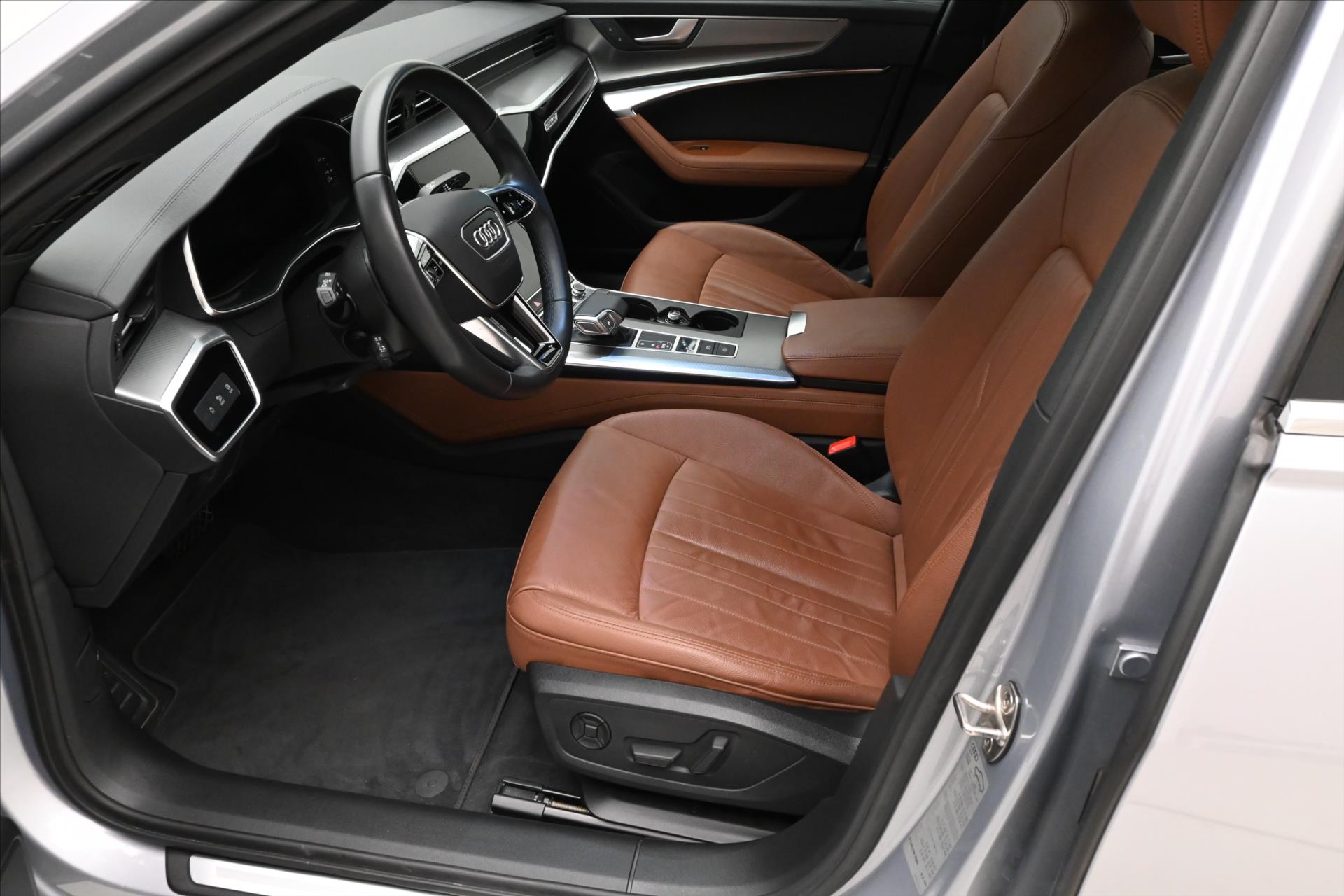 Hlavní fotografie vozu Audi A6 2,0 TDI  150kW QUATTRO Záruka až 5 let (13)
