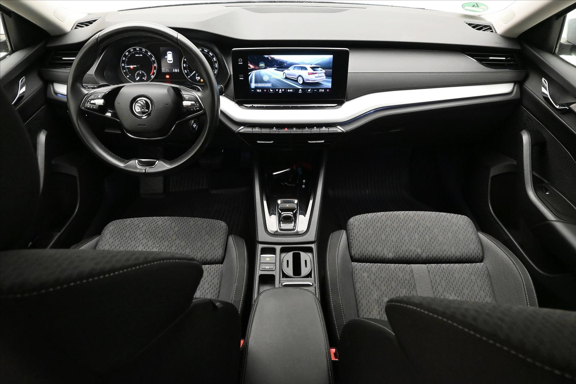 Hlavní fotografie vozu Škoda Octavia 2,0 TDI 110 kW DSG Clever Záruka až 5 let (16)