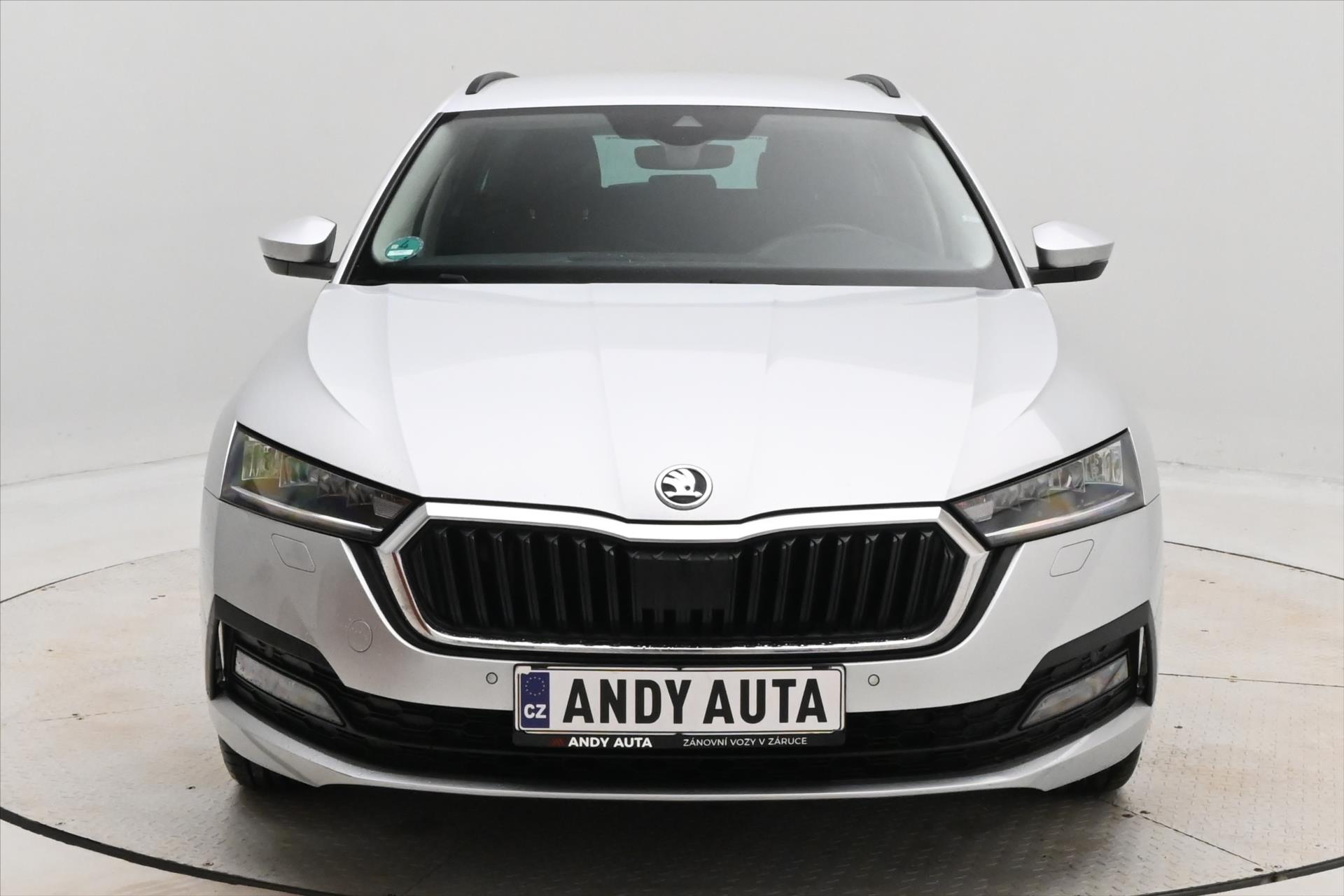 Hlavní fotografie vozu Škoda Octavia 2,0 TDI 110 kW DSG Clever Záruka až 5 let (3)