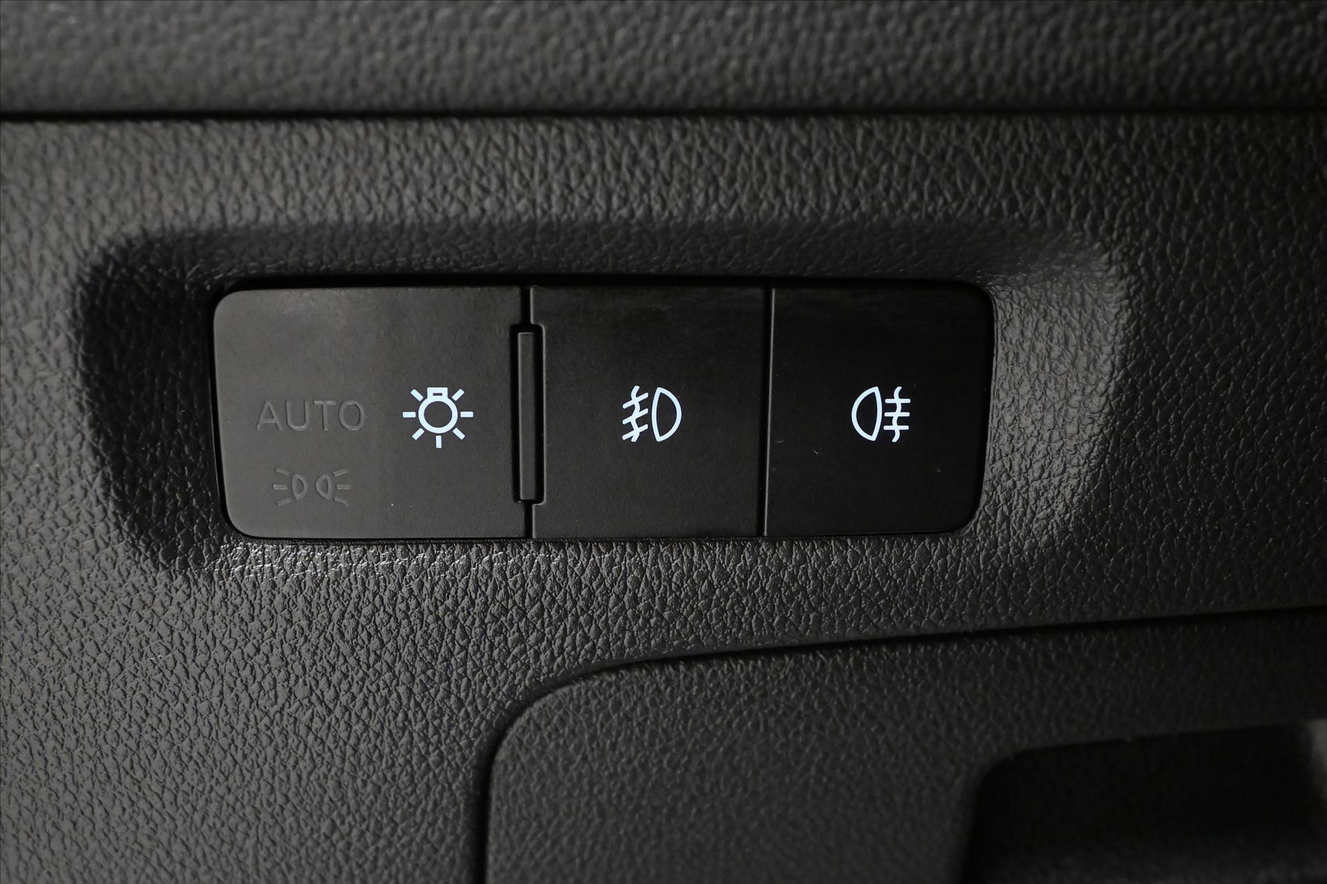 Hlavní fotografie vozu Škoda Octavia 2,0 TDI 110 kW DSG Clever Záruka až 5 let (27)