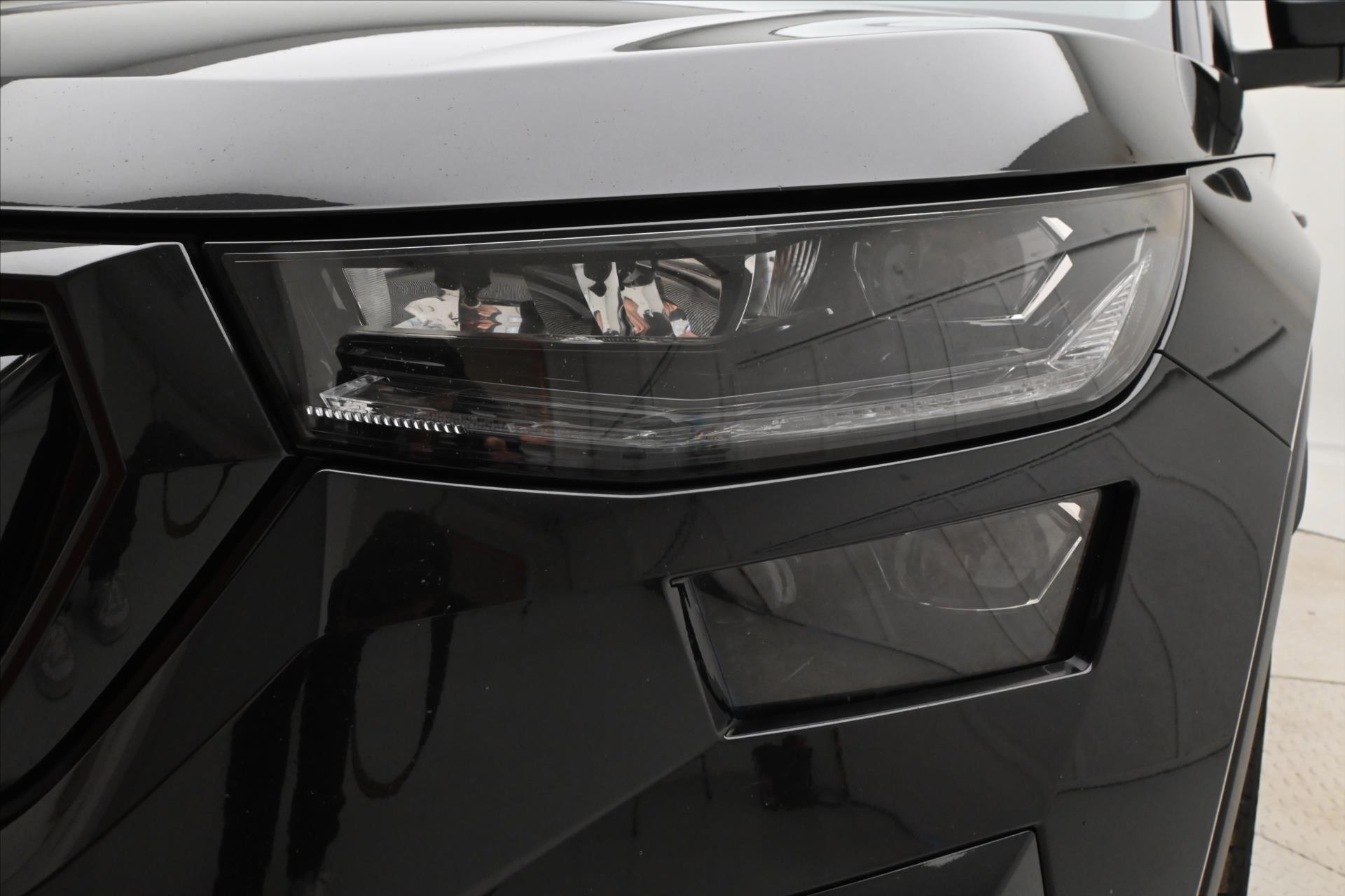 Hlavní fotografie vozu Škoda Kodiaq 2,0 TSI 180kW RS DSG 4x4 Záruka až 5 let (24)
