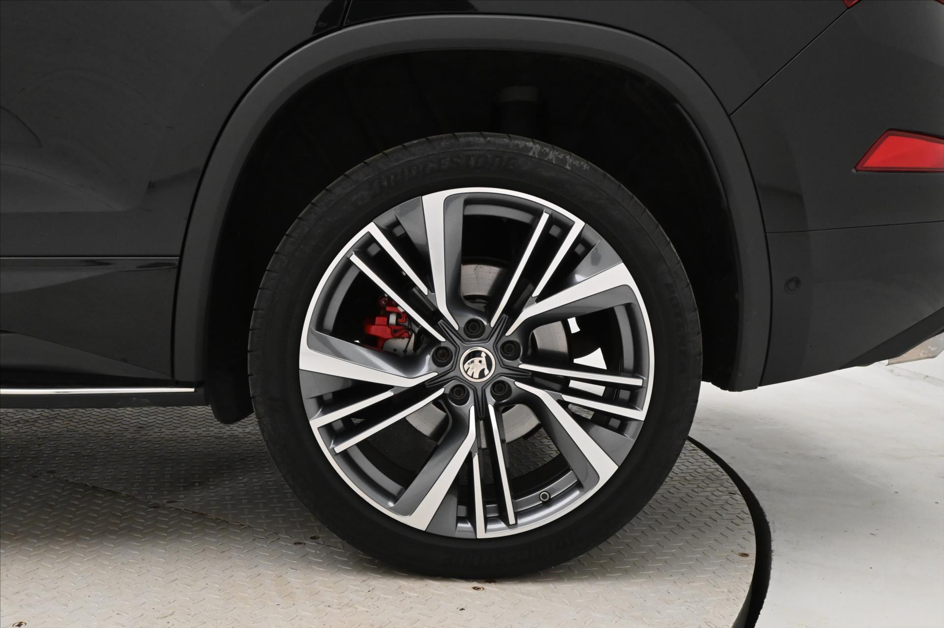 Hlavní fotografie vozu Škoda Kodiaq 2,0 TSI 180kW RS DSG 4x4 Záruka až 5 let (26)