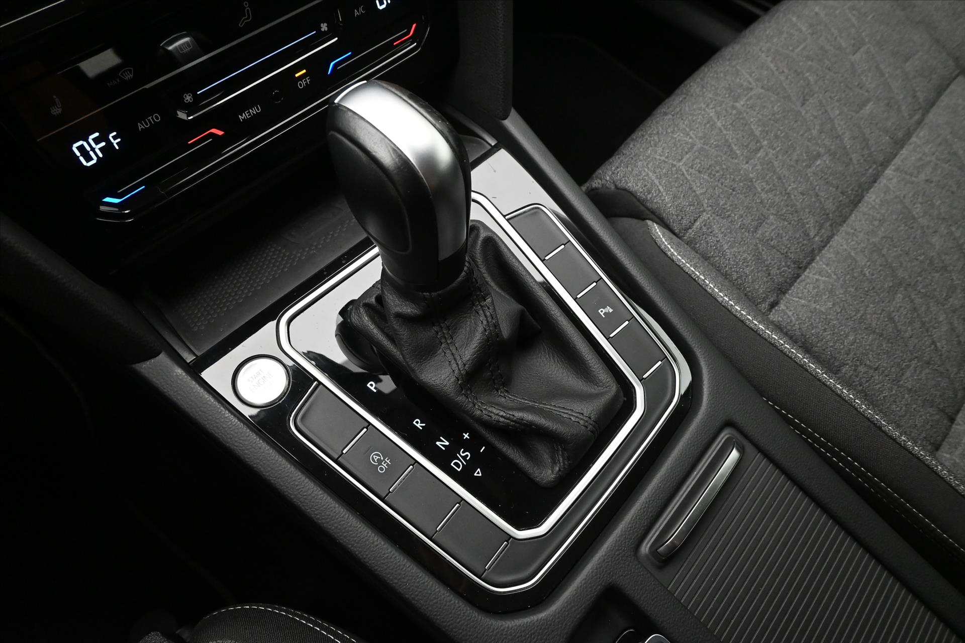 Hlavní fotografie vozu Volkswagen Passat 2,0 TDI 110 kW DSG Business Záruka až 5 let (23)