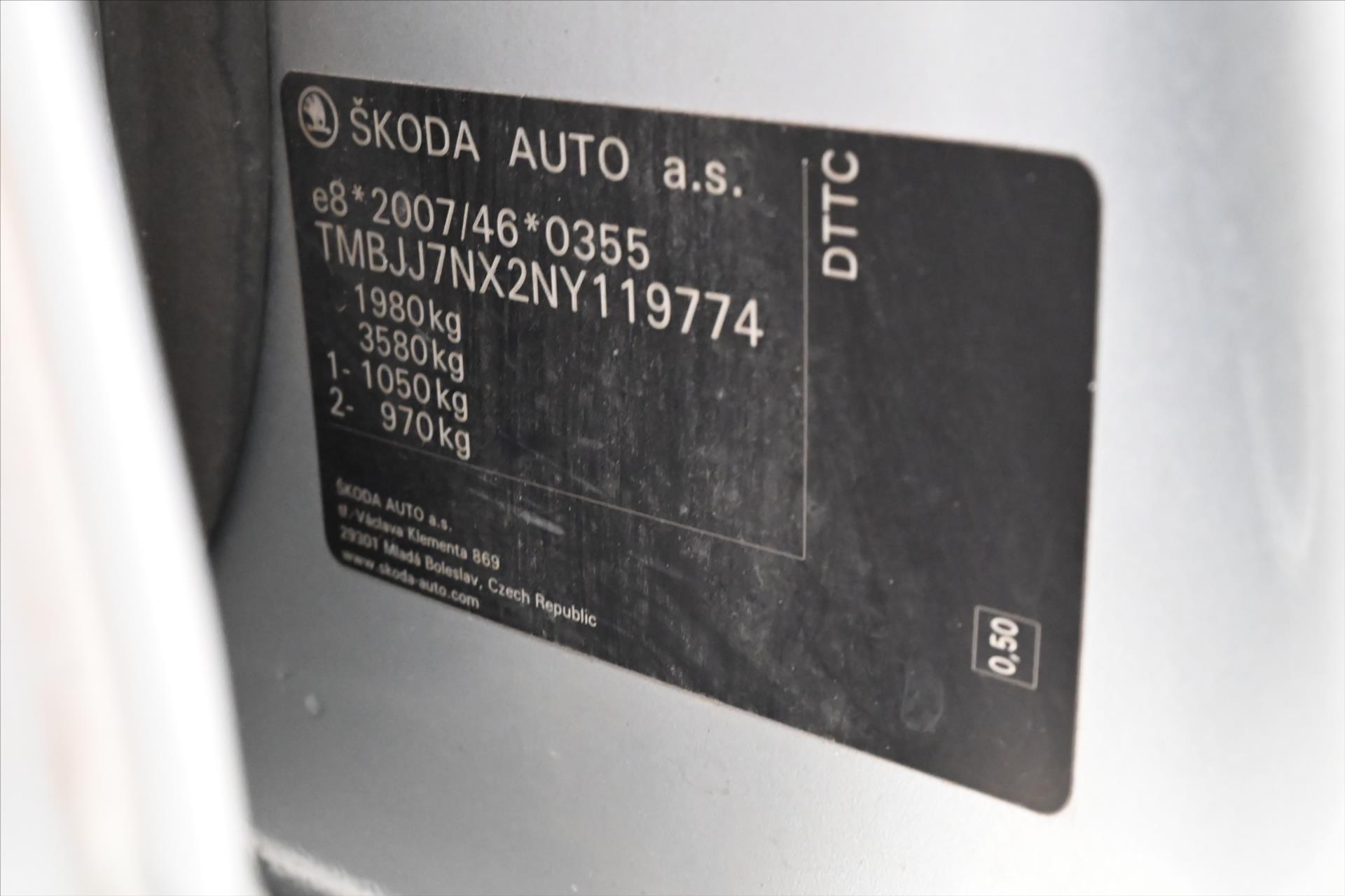 Hlavní fotografie vozu Škoda Octavia 2,0 TDI 110kW DSG Ambition Záruka až 5 let (10)