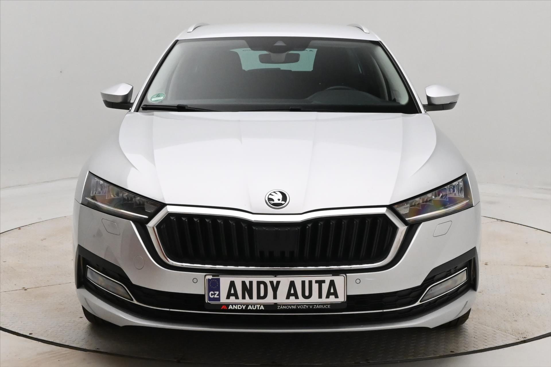 Hlavní fotografie vozu Škoda Octavia 2,0 TDI 110kW DSG Ambition Záruka až 5 let (2)