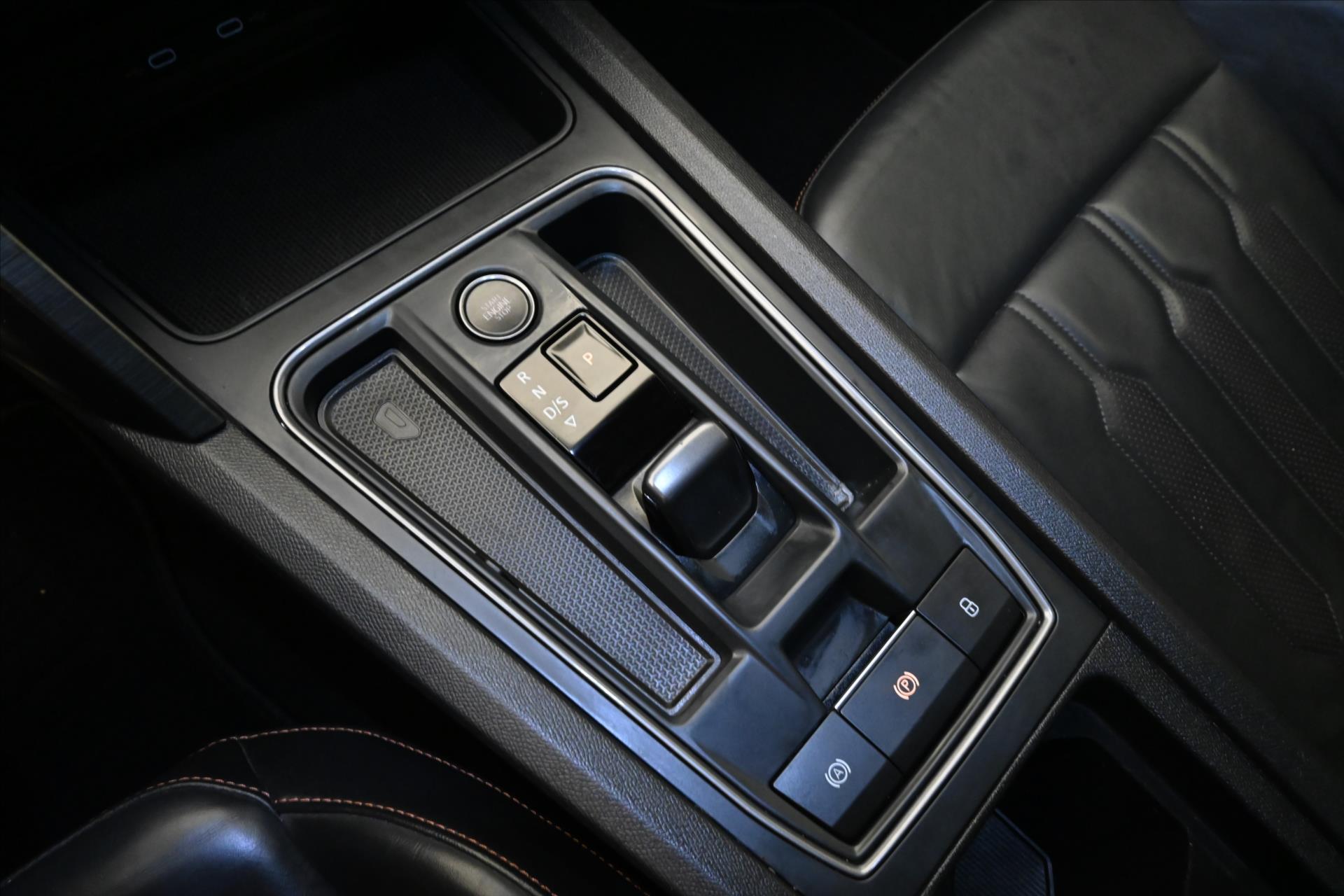 Hlavní fotografie vozu Cupra Leon 2,0 TSI ST 180kW DSG Záruka až 5 let (23)