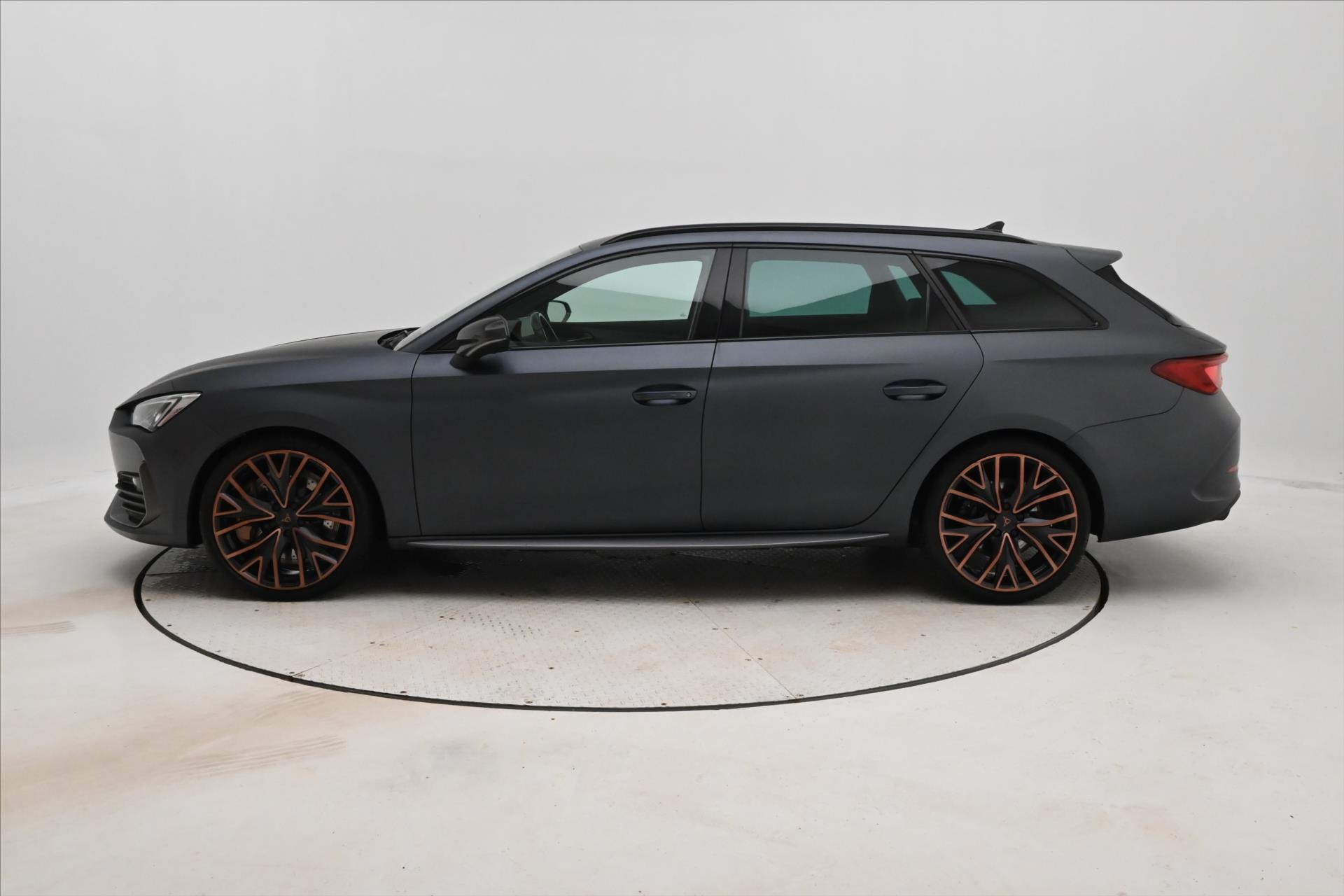 Hlavní fotografie vozu Cupra Leon 2,0 TSI ST 180kW DSG Záruka až 5 let (8)