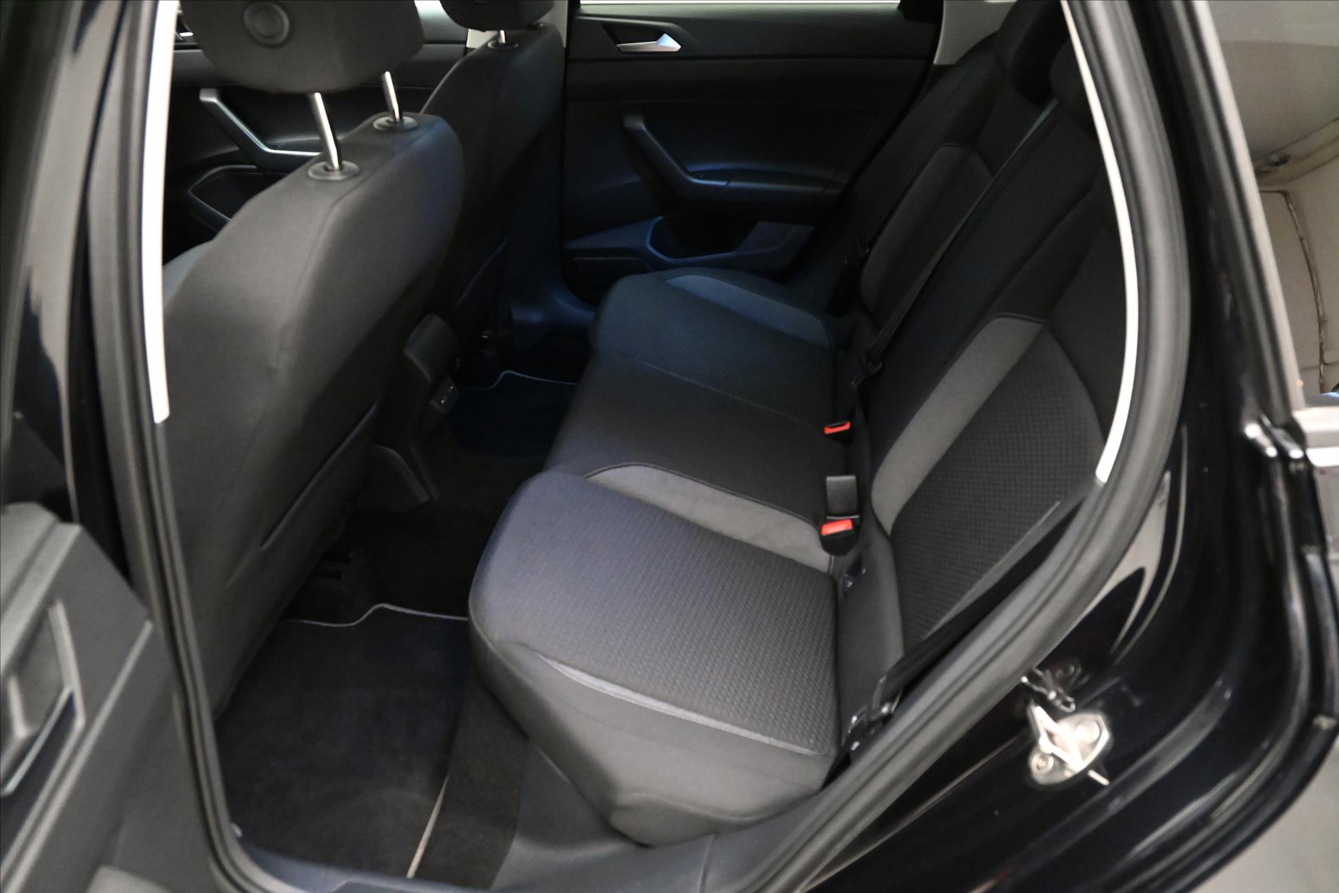 Hlavní fotografie vozu Volkswagen Taigo 1,0 TSI 81 kW DSG LIFE Záruka až 5 let (14)