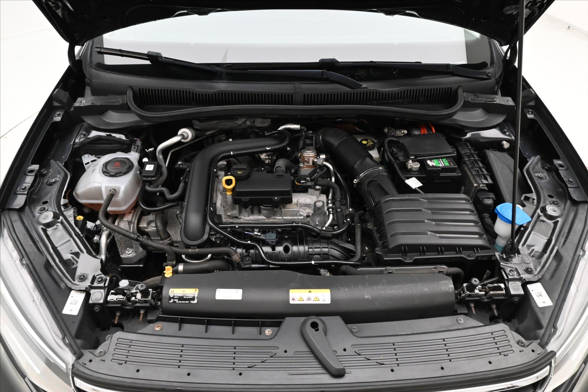 Hlavní fotografie vozu Volkswagen Taigo 1,0 TSI 81 kW DSG LIFE Záruka až 5 let (9)