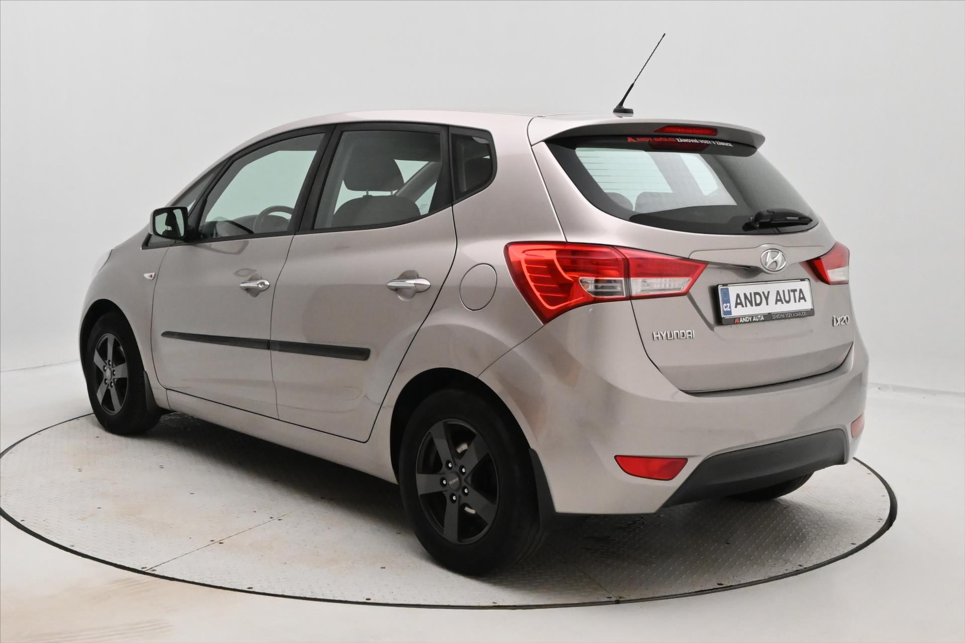 Hlavní fotografie vozu Hyundai ix20 1,4 CVVT 66 KW KLIMA Záruka až 5 let (7)