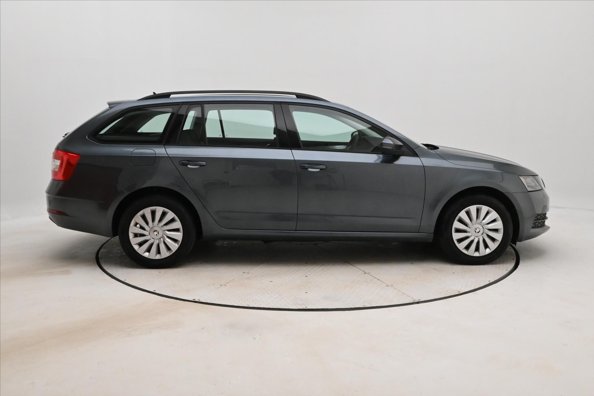 Hlavní fotografie vozu Škoda Octavia 1,2 TSI 63kW Active Záruka až 5 let (4)