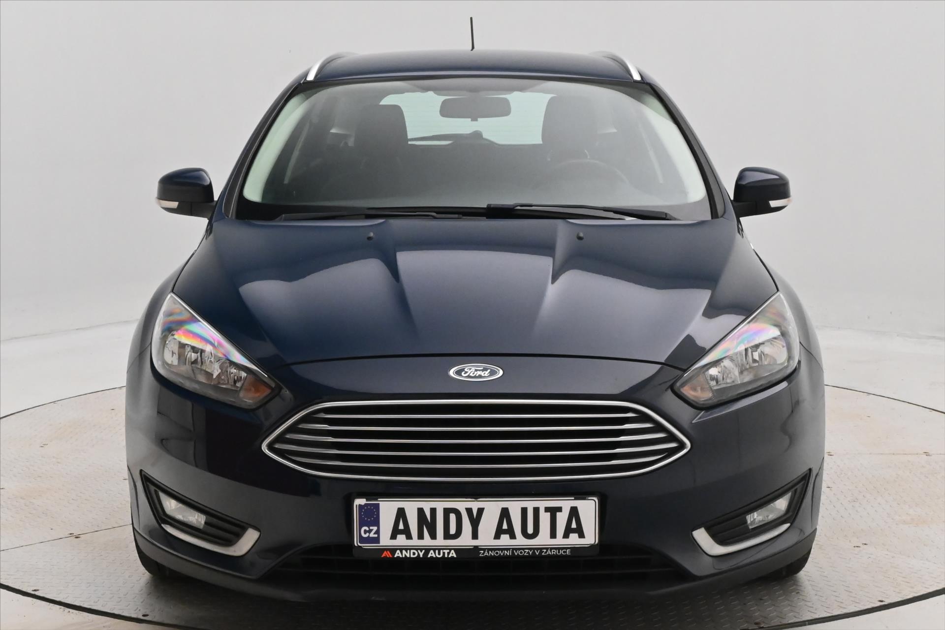 Hlavní fotografie vozu Ford Focus 1,0 EcoBoost 92 kW TAŽNÉ Záruka až 5 let (2)