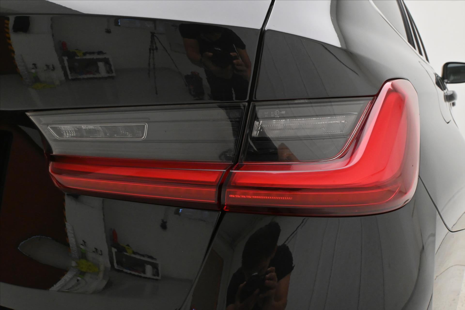 Hlavní fotografie vozu BMW Řada 3 2,0 318d Facelift Záruka až 5 let (25)
