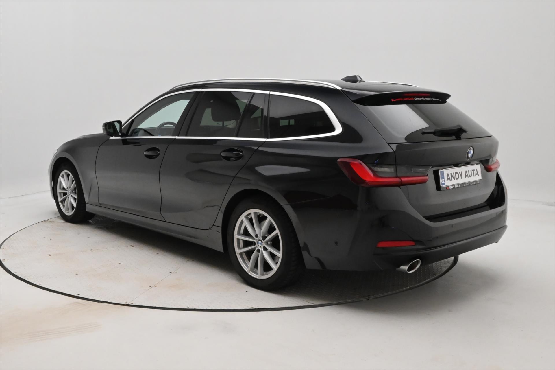 Hlavní fotografie vozu BMW Řada 3 2,0 318d Facelift Záruka až 5 let (7)