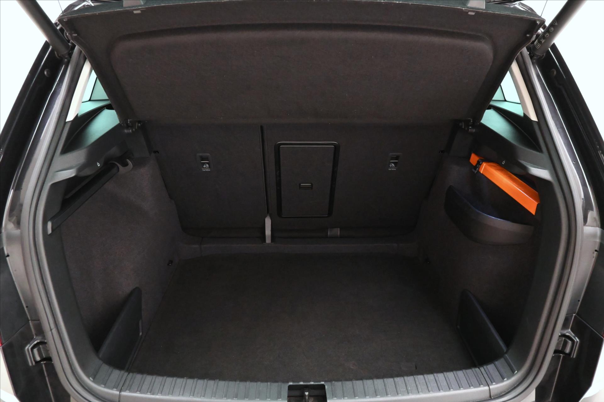 Hlavní fotografie vozu Škoda Karoq 1,5 TSI 110 kW DSG STYLE Záruka až 5 let (10)