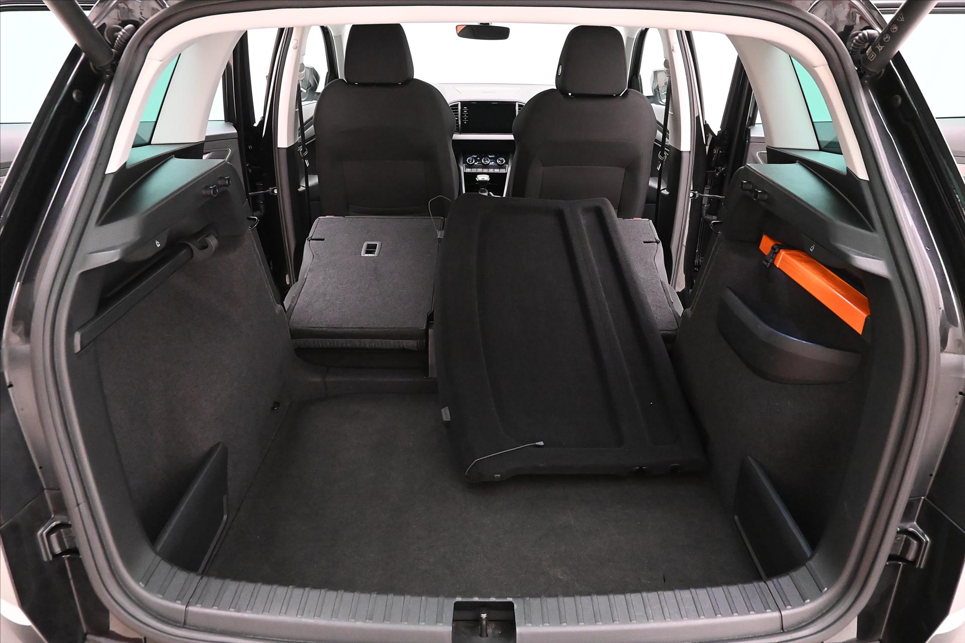 Hlavní fotografie vozu Škoda Karoq 1,5 TSI 110 kW DSG STYLE Záruka až 5 let (11)