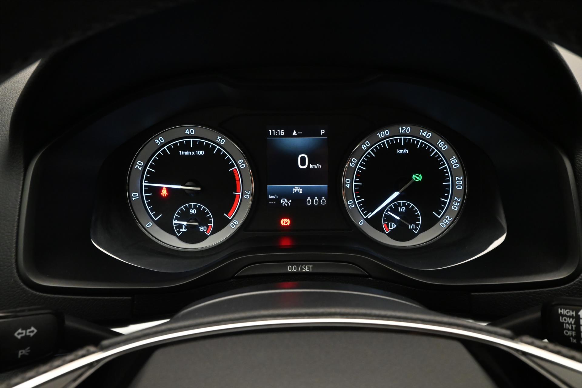 Hlavní fotografie vozu Škoda Karoq 1,5 TSI 110 kW DSG STYLE Záruka až 5 let (16)