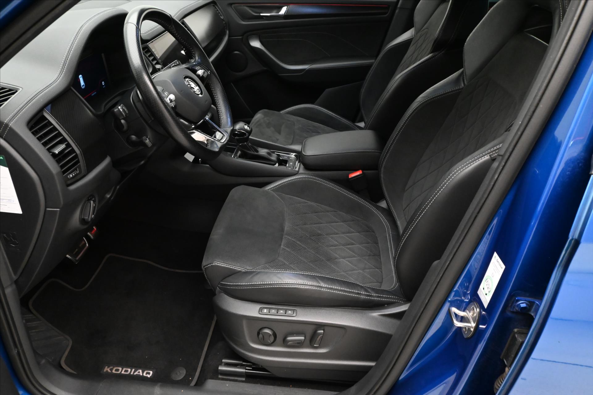 Hlavní fotografie vozu Škoda Kodiaq 2,0 TDI 147 kW DSG 4x4 SportLINE Záruka až 5 let (13)
