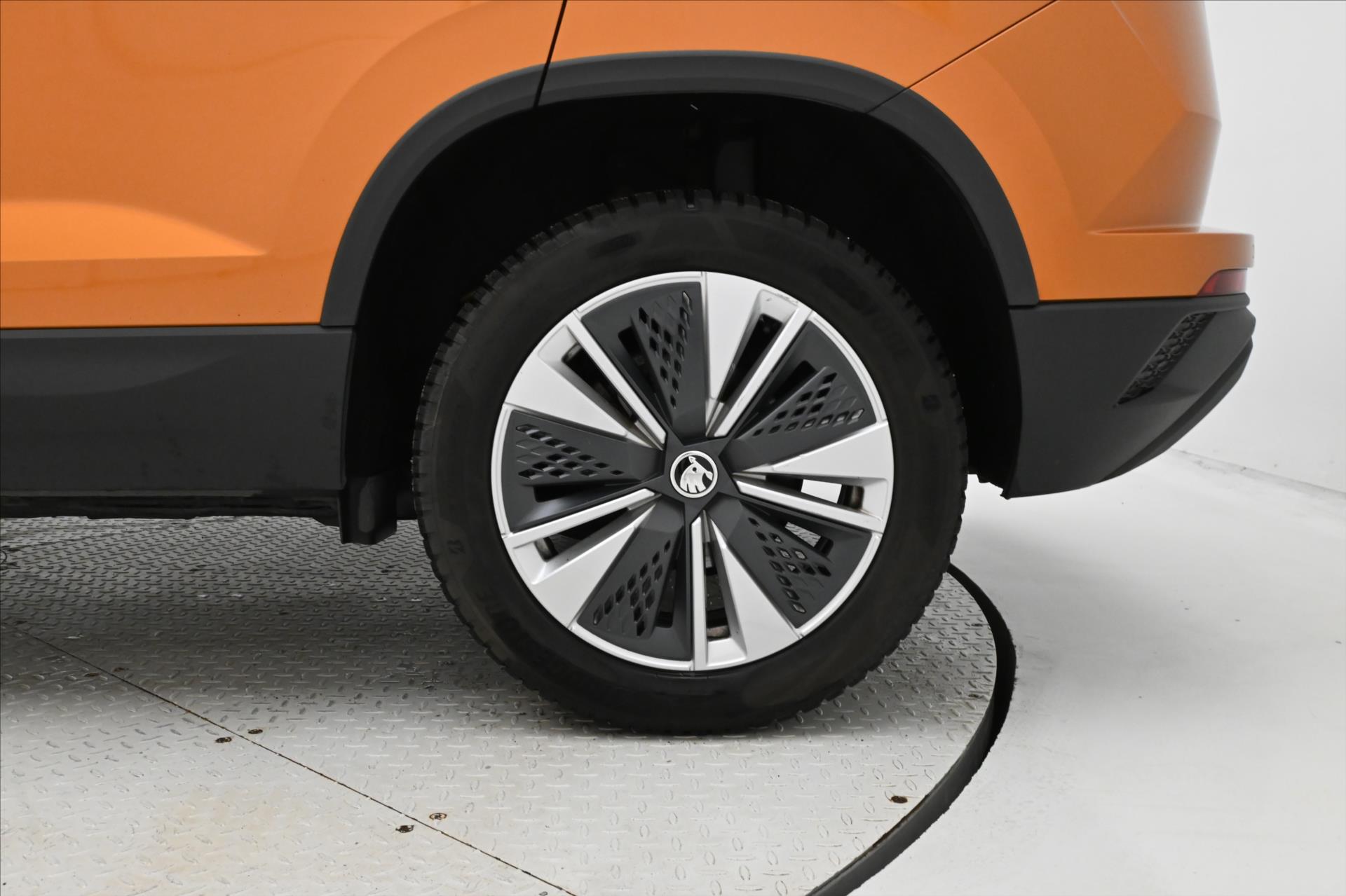 Hlavní fotografie vozu Škoda Karoq 1,5 TSI 110 kW DSG Ambition Záruka až 5 let (31)