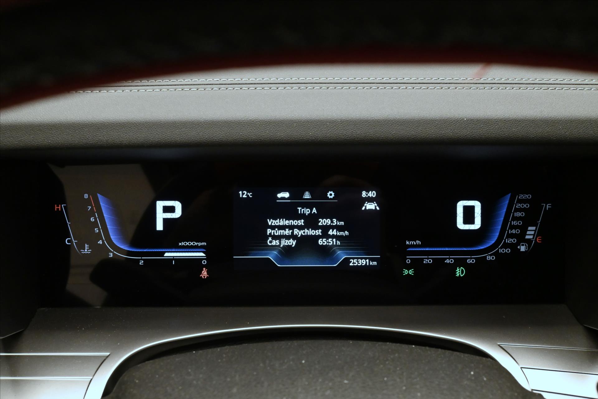 Hlavní fotografie vozu SsangYong Torres 1,5 T-GDI 120kW Automat Záruka až 5 let (12)
