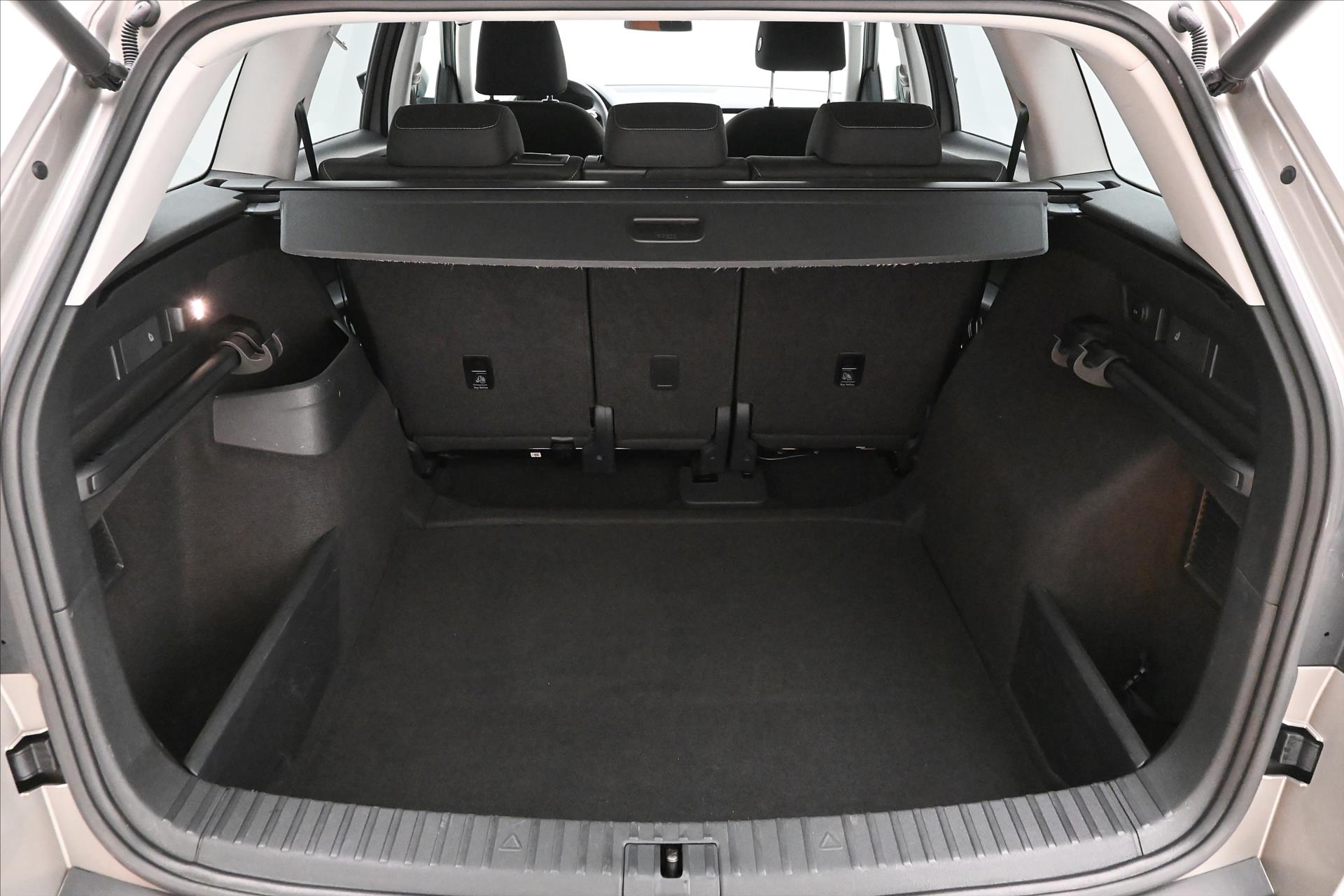Hlavní fotografie vozu Škoda Kodiaq 2,0 TDI 110 kW DSG 4x4 Ambition Záruka až 5 let (10)