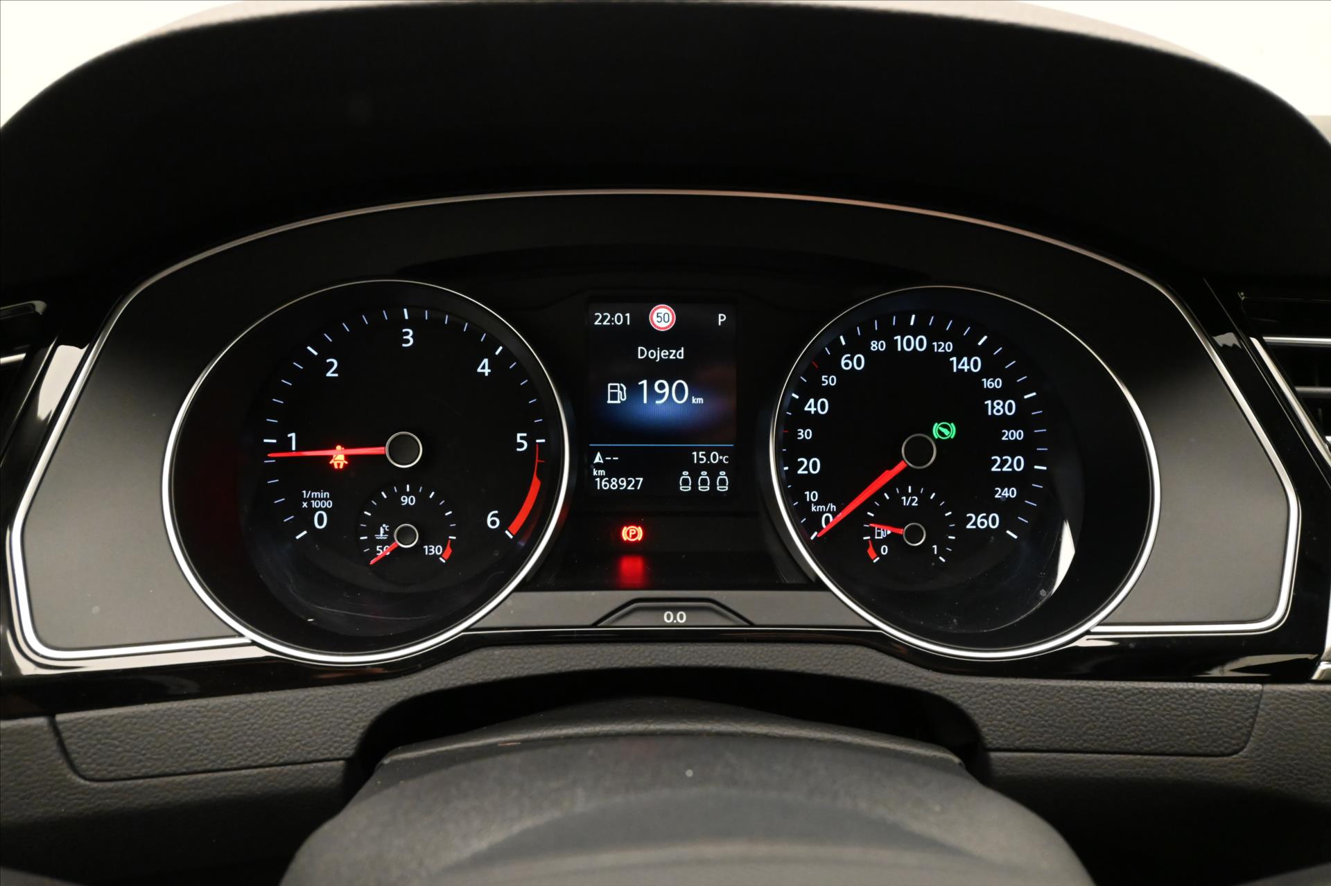 Hlavní fotografie vozu Volkswagen Passat 2,0 TDI 110kW DSG Business Záruka až 5 let (14)