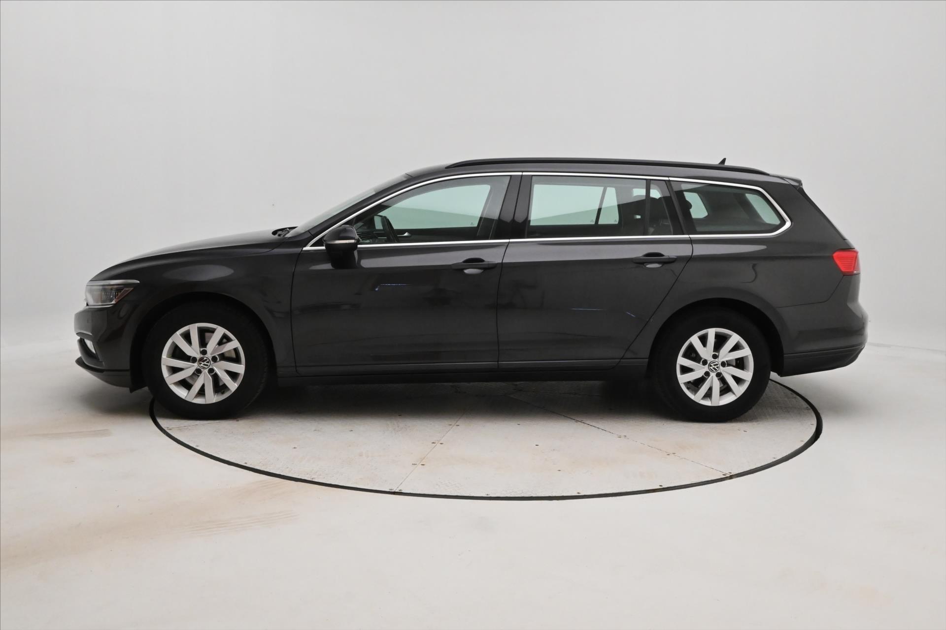 Hlavní fotografie vozu Volkswagen Passat 2,0 TDI 110kW DSG Business Záruka až 5 let (8)