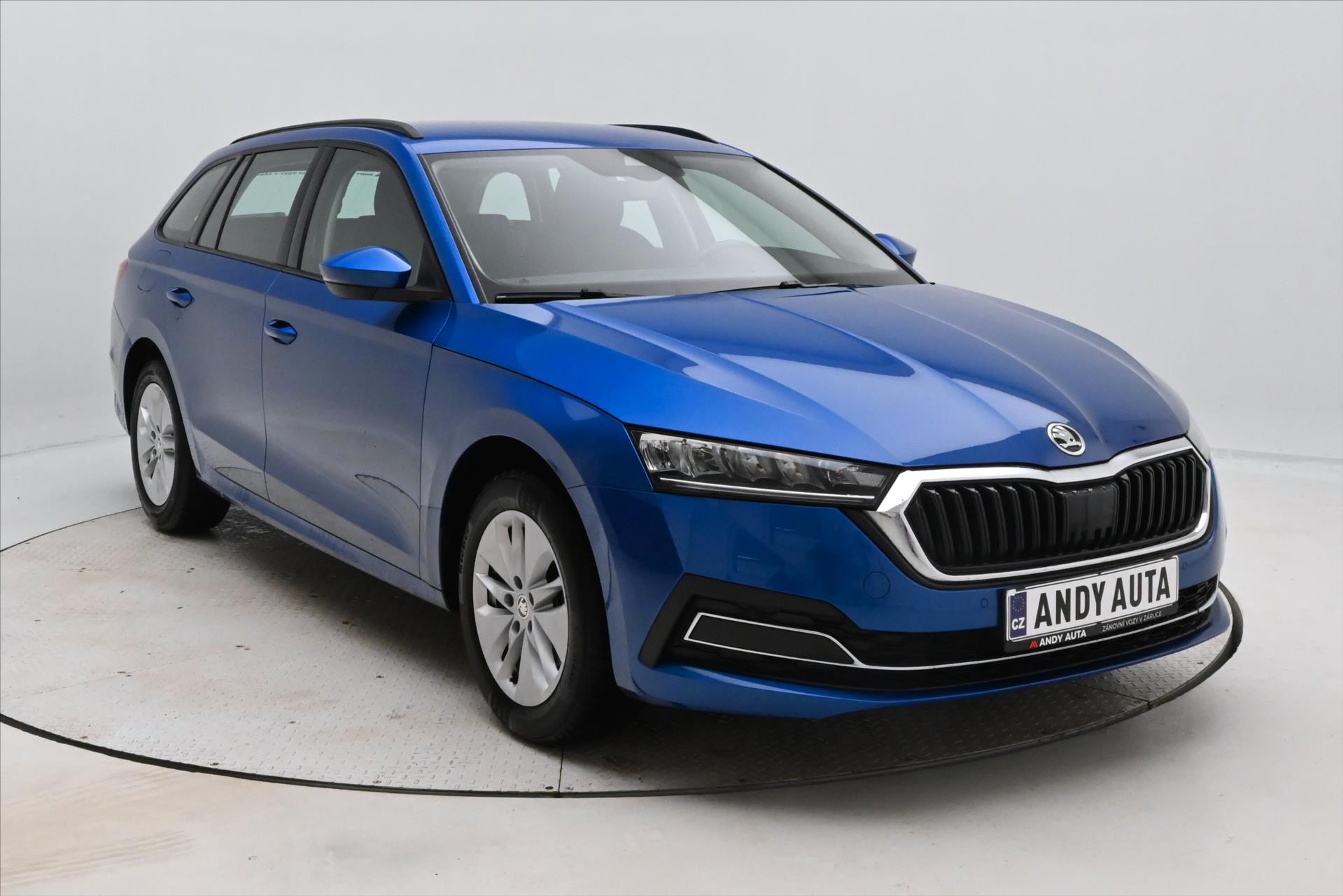 Hlavní fotografie vozu Škoda Octavia 2,0 TDI 110kW DSG Ambiente Záruka až 5 let (3)