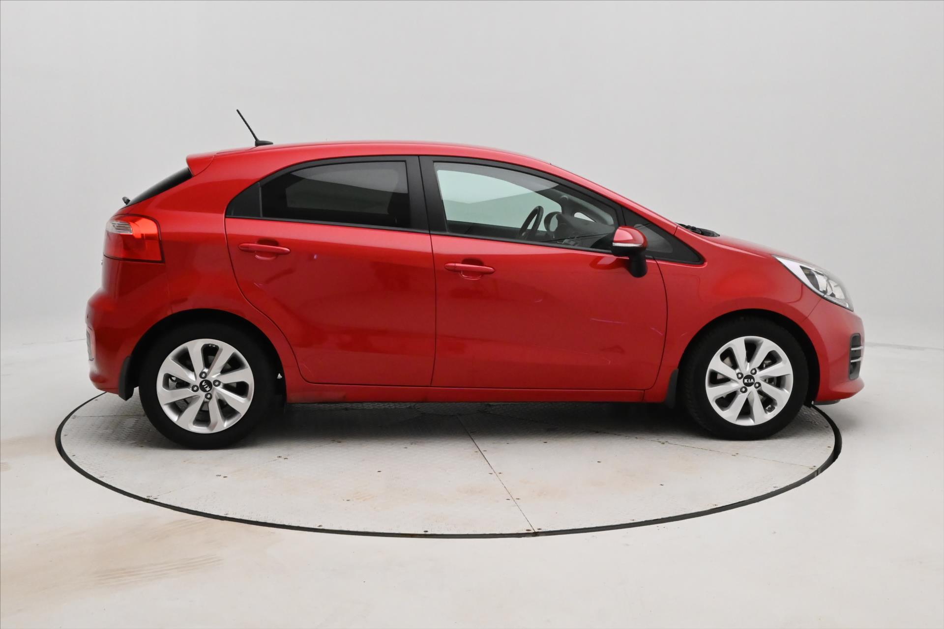 Hlavní fotografie vozu Kia Rio 1,4 CVVT 80kW KLIMA Manuál Záruka až 5 let (4)