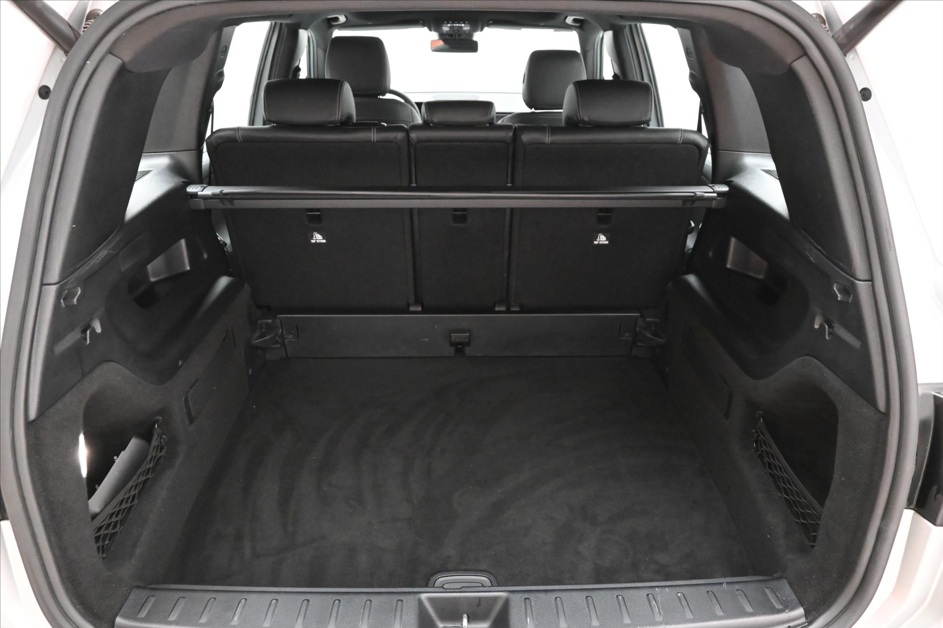 Hlavní fotografie vozu Mercedes-Benz GLB 2,0 220d 140 kW Progressive Edition 4Matic Záruka ža 5 (10)
