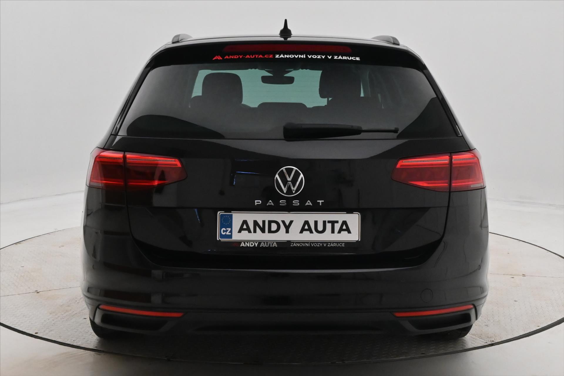 Hlavní fotografie vozu Volkswagen Passat Variant 2,0 TDI 110kW DSG Business Záruka až 5 let (6)