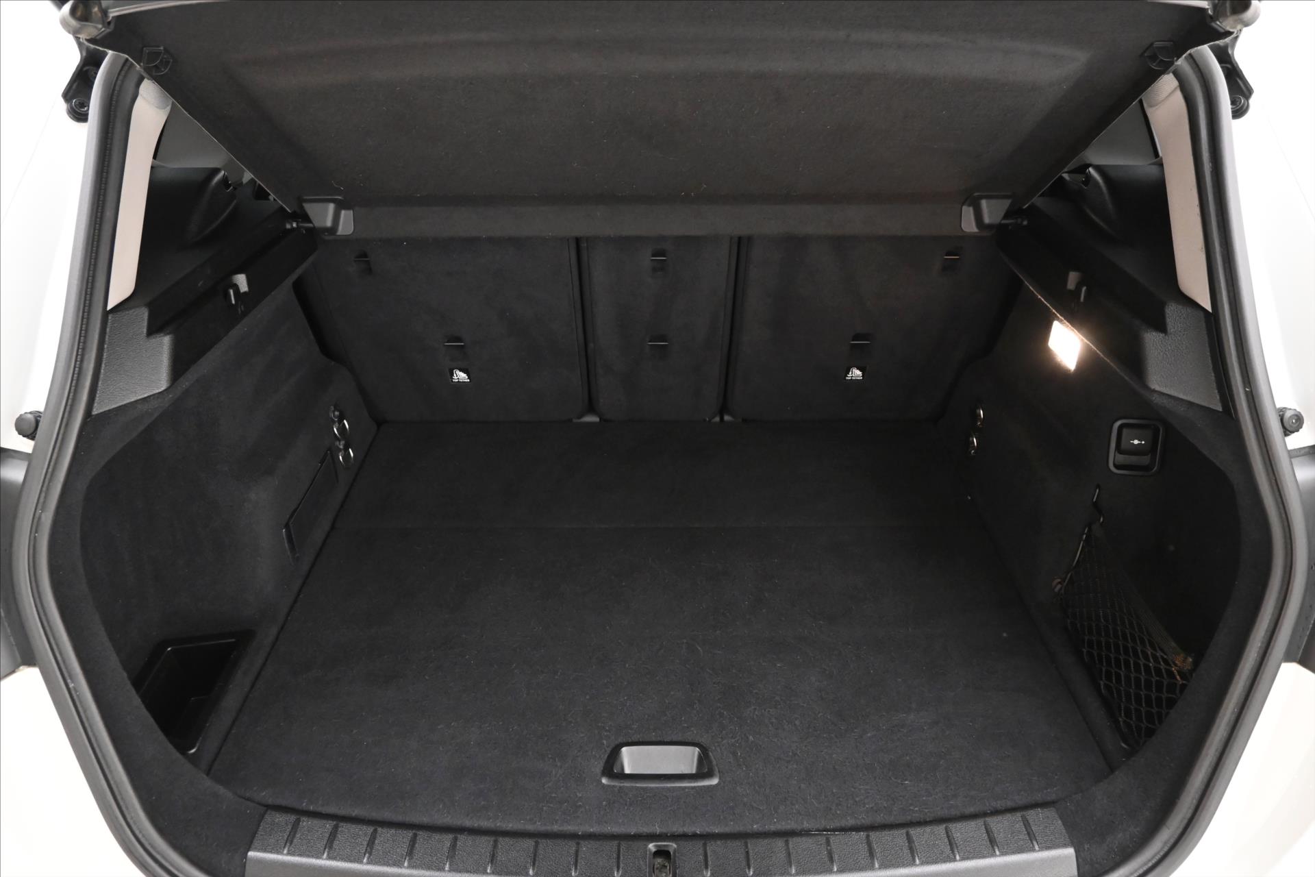 Hlavní fotografie vozu BMW Řada 2 2,0 218d 110 kW Active Záruka až 5 let (10)