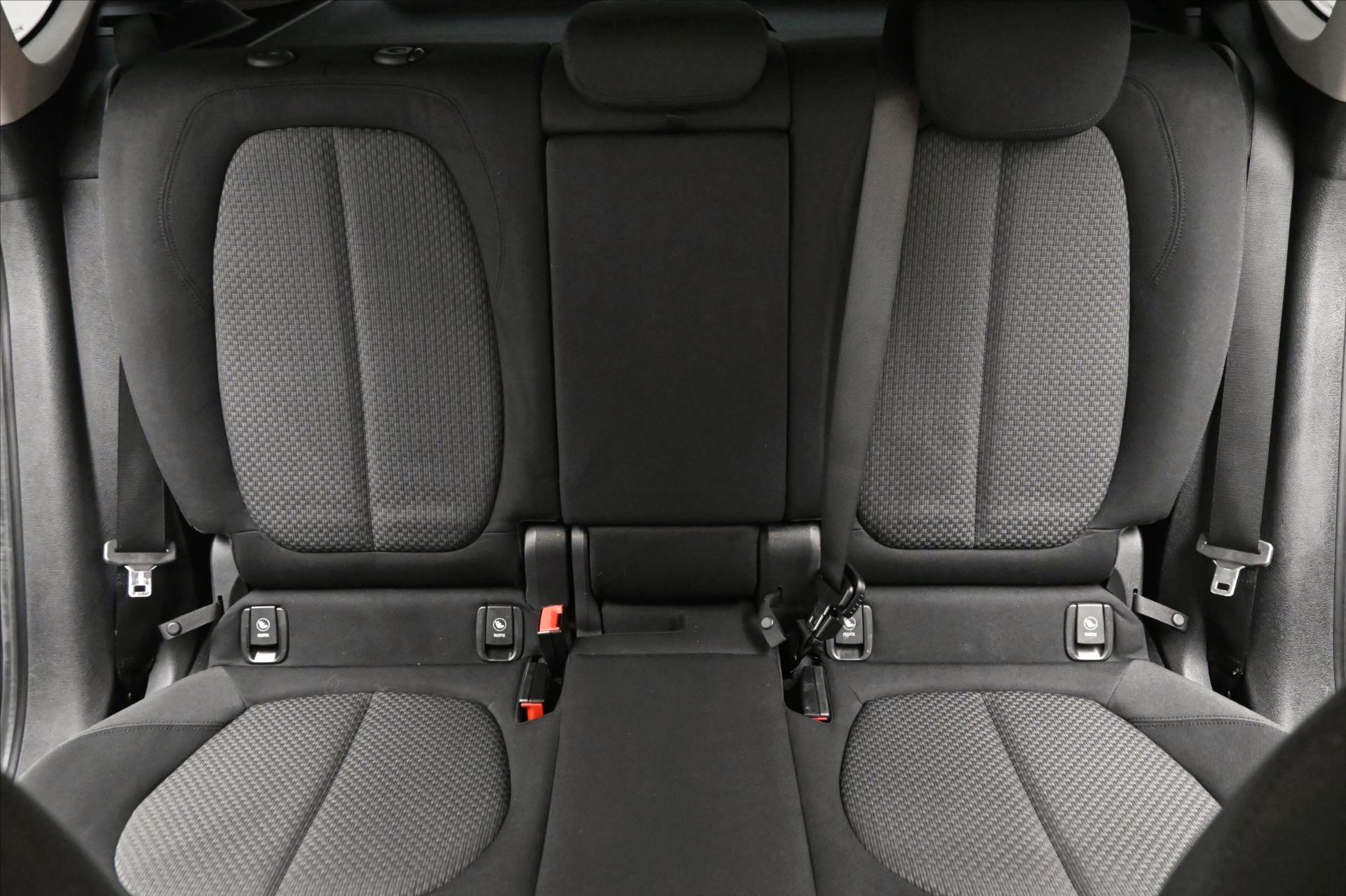 Hlavní fotografie vozu BMW Řada 2 2,0 218d 110 kW Active Záruka až 5 let (28)